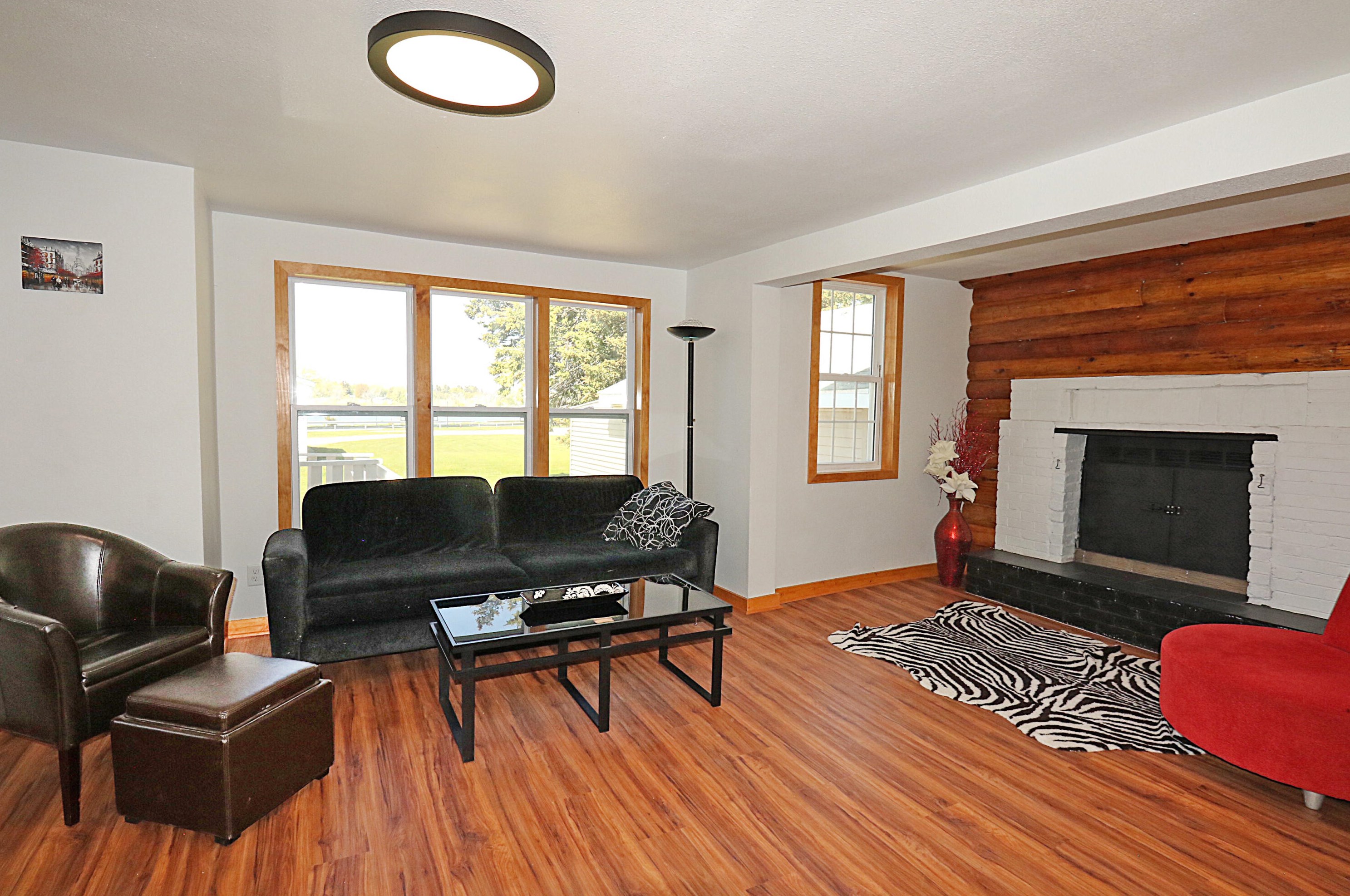 1608 Monroe St, Two Rivers, WI 54241-2926