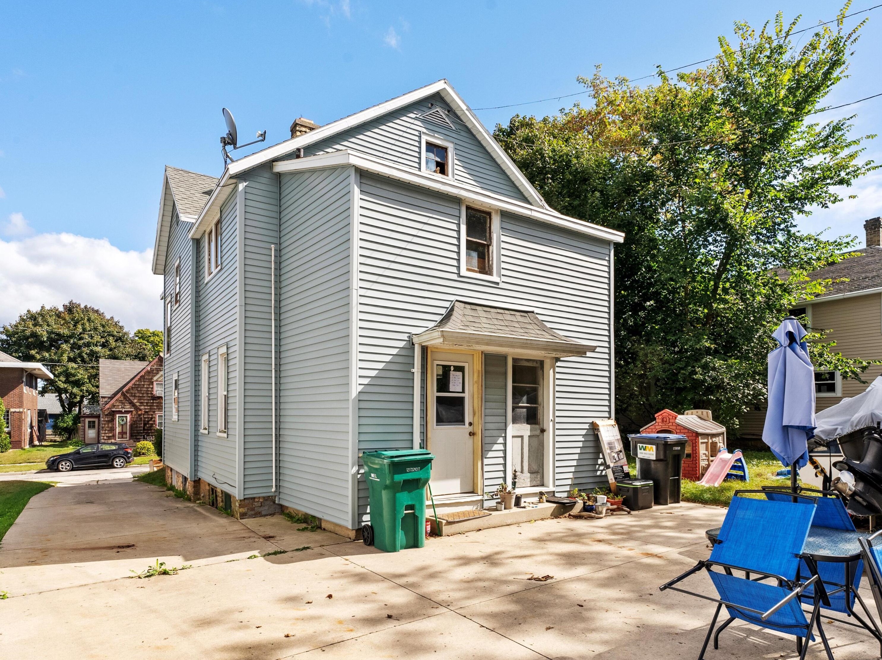 732 7 St, Manitowoc WI 54220-3918 exterior