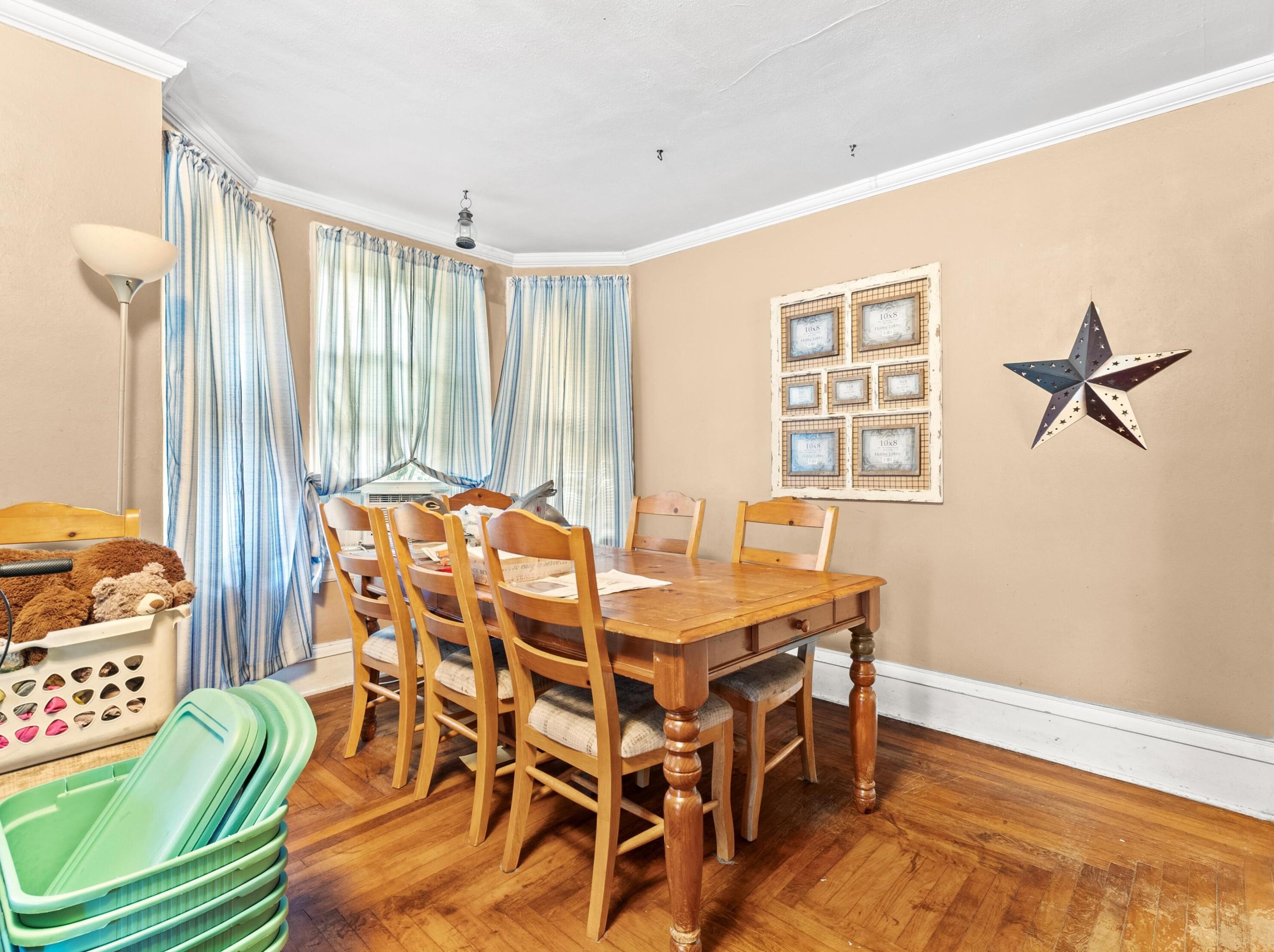 732 7 St, Manitowoc WI 54220-3918 exterior