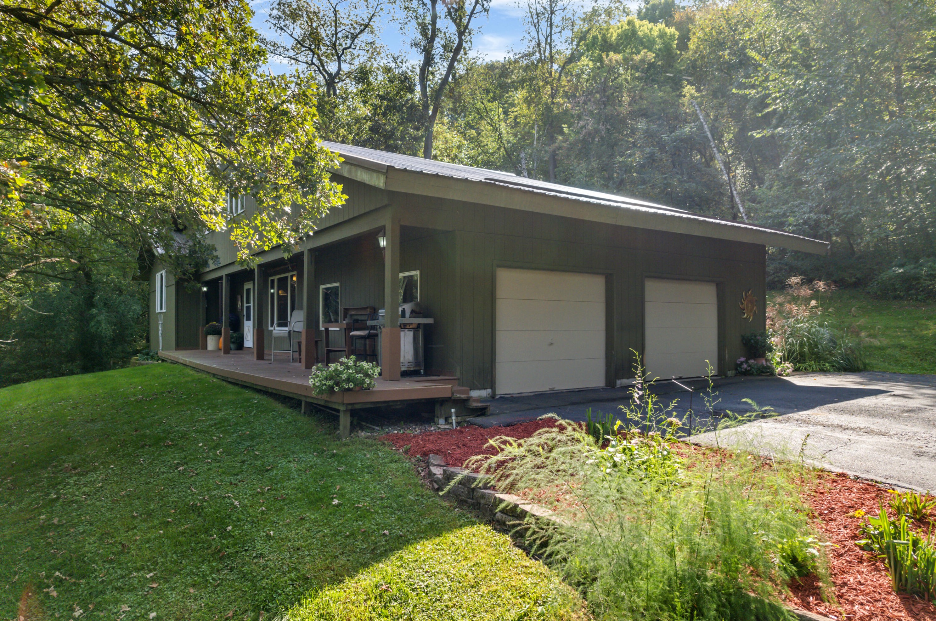 25098 County Rd 9, Wilson, MN 55987