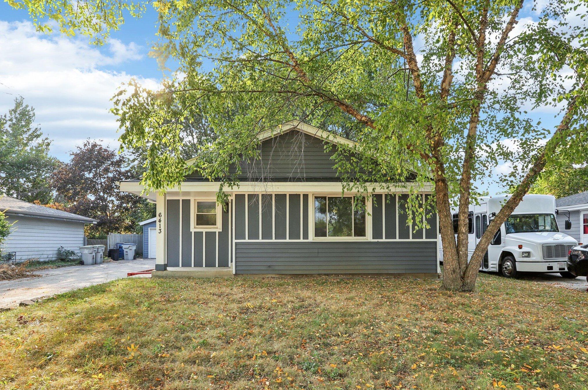 6413 105th St, Milwaukee WI  53224-5100 exterior