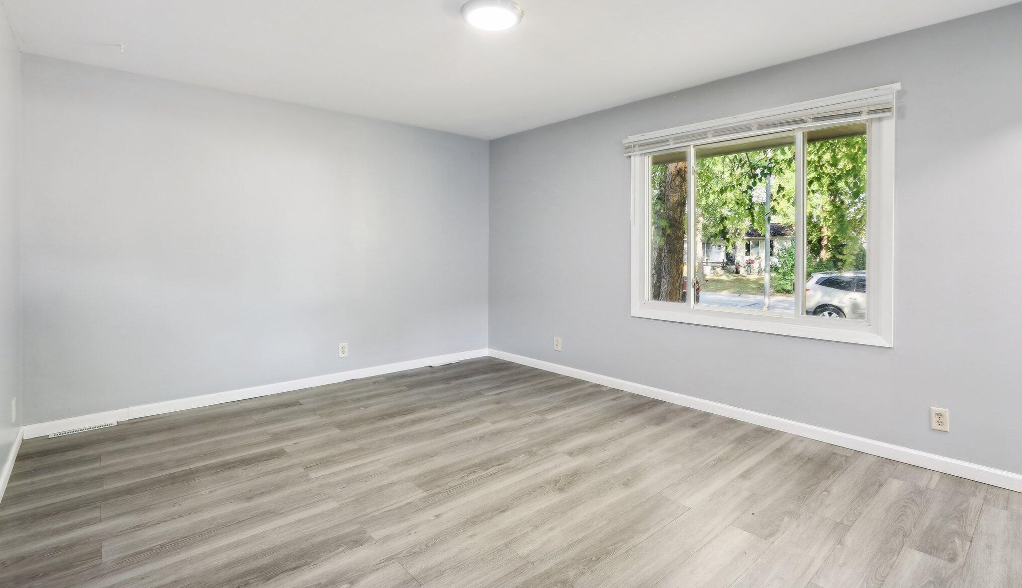 6413 105th St, Milwaukee WI  53224-5100 exterior