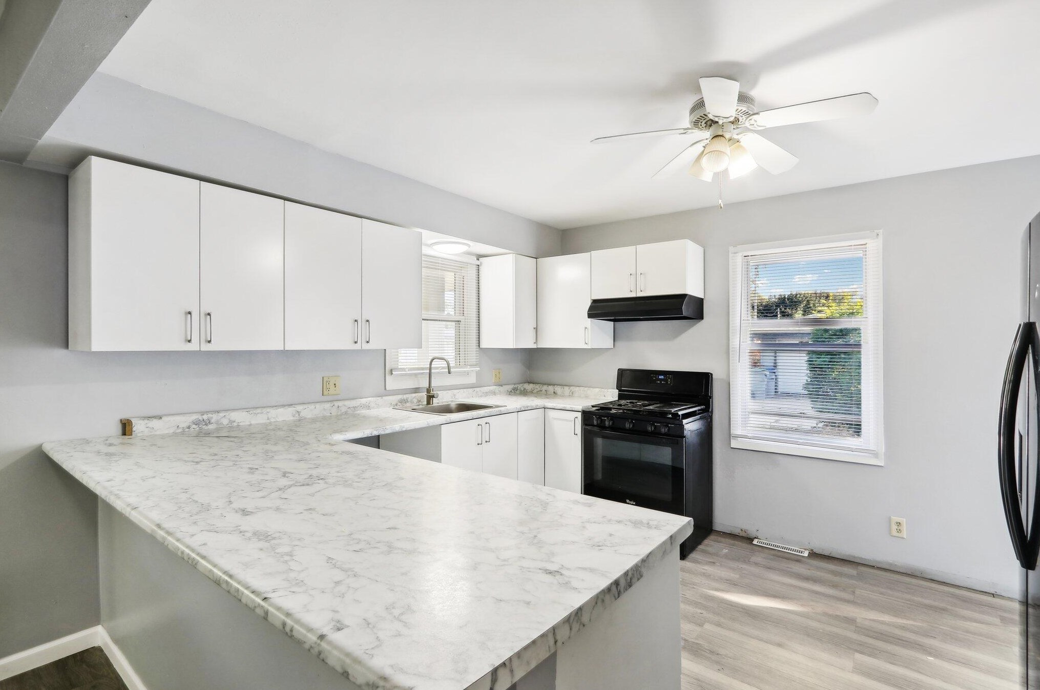 6413 105th St, Milwaukee WI  53224-5100 exterior