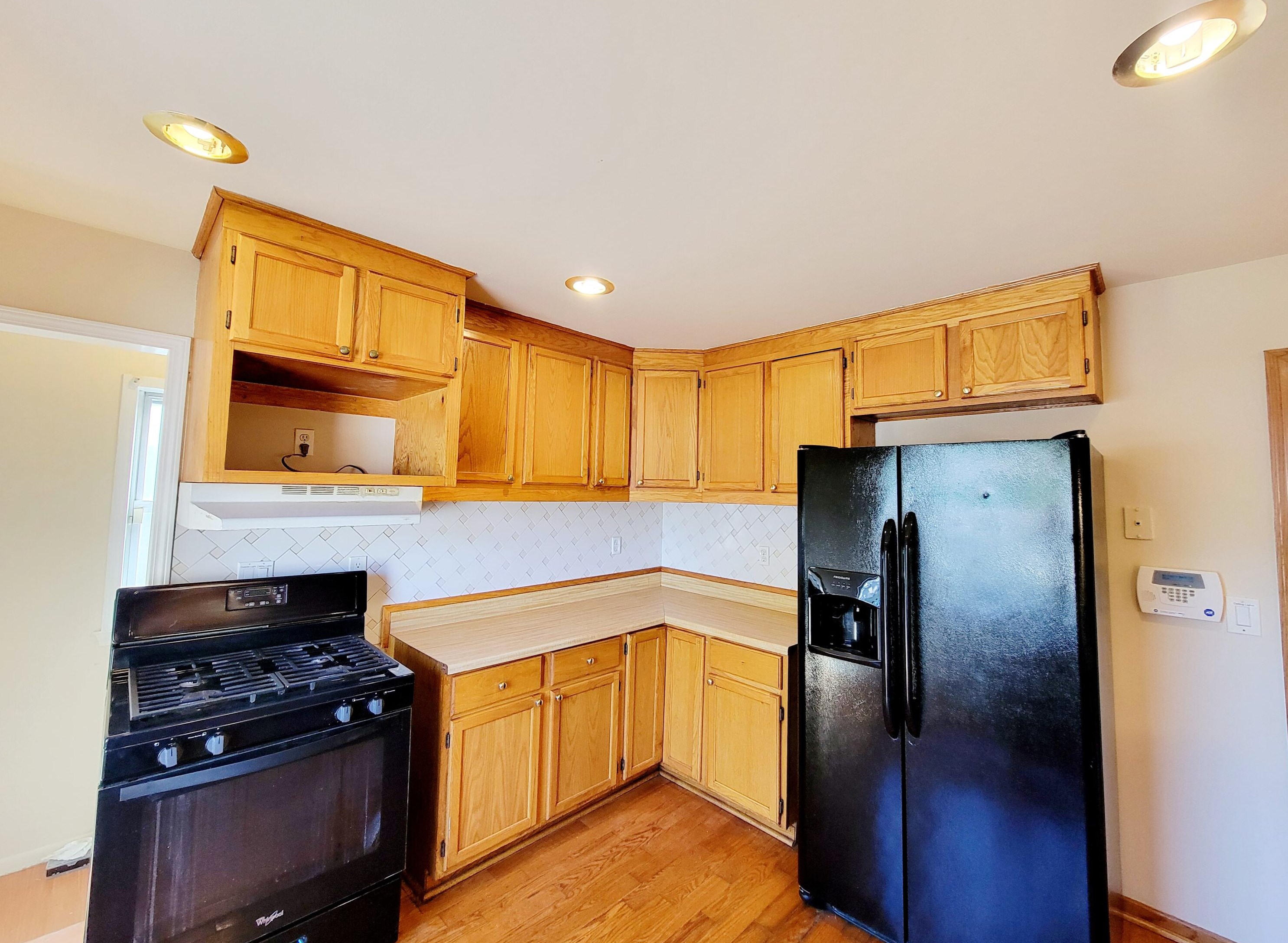 8230 W Luscher Ave, Milwaukee, WI 53218