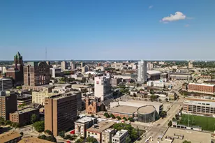 741 N Milwaukee St, Milwaukee, WI 53202 - Photo 30