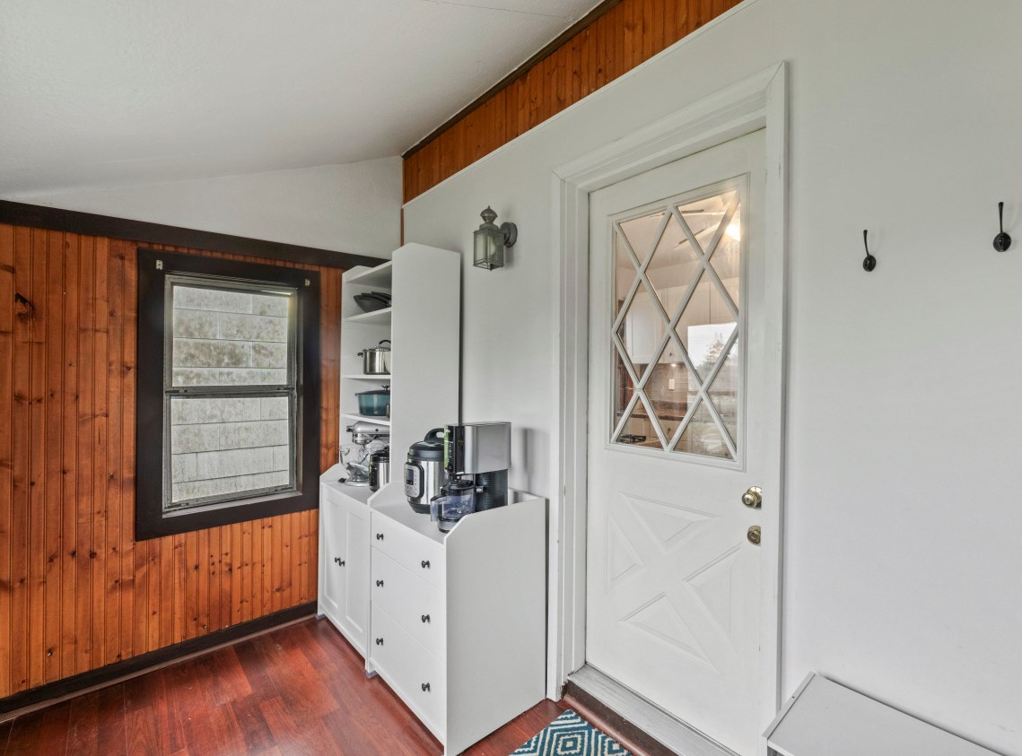 900 56, Milwaukee WI 53214-3327 exterior