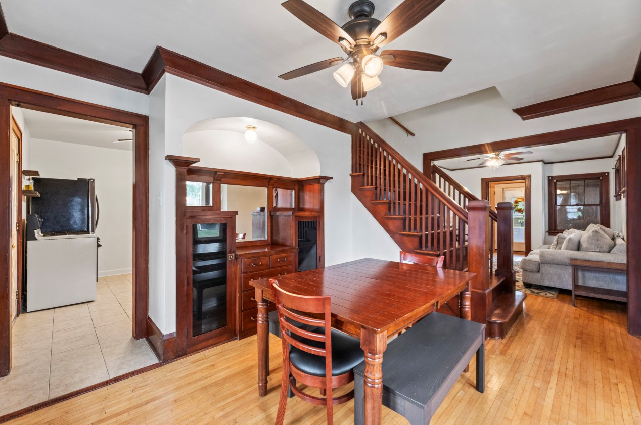 900 56, Milwaukee WI 53214-3327 exterior