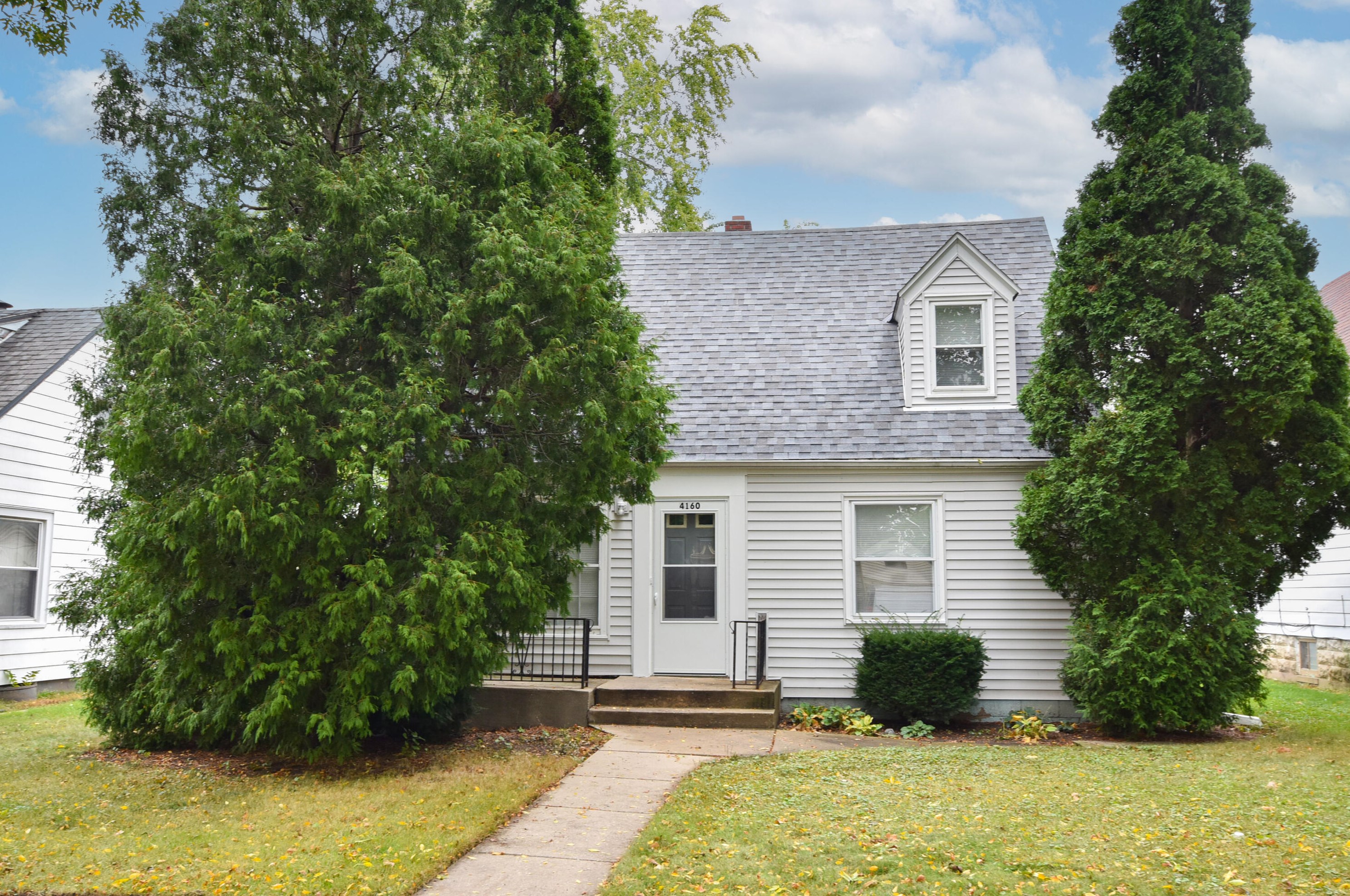 4160 N 42nd St, Milwaukee, WI 53216