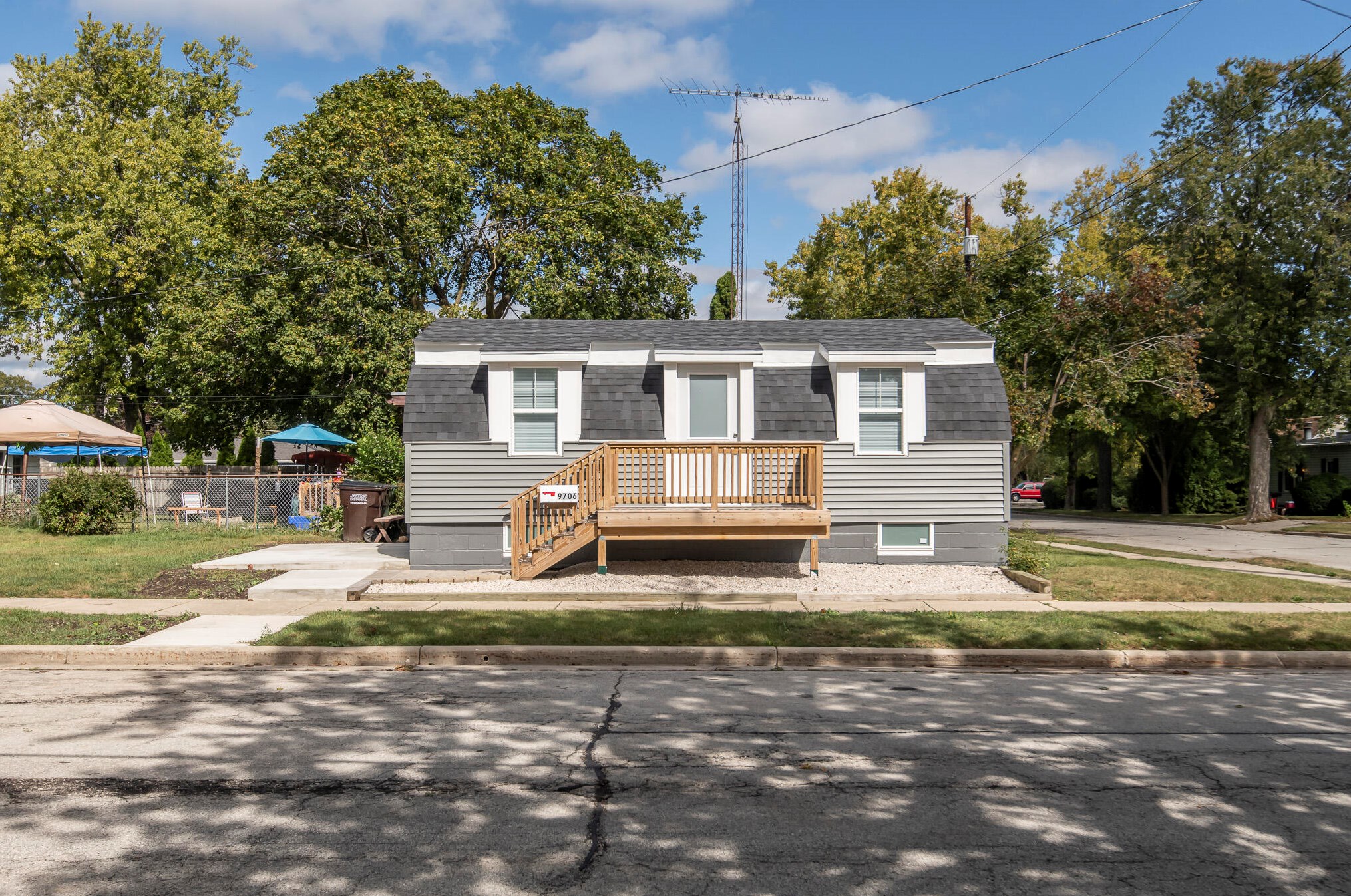 9706 Corliss Ave, Sturtevant WI  53177-2421 exterior