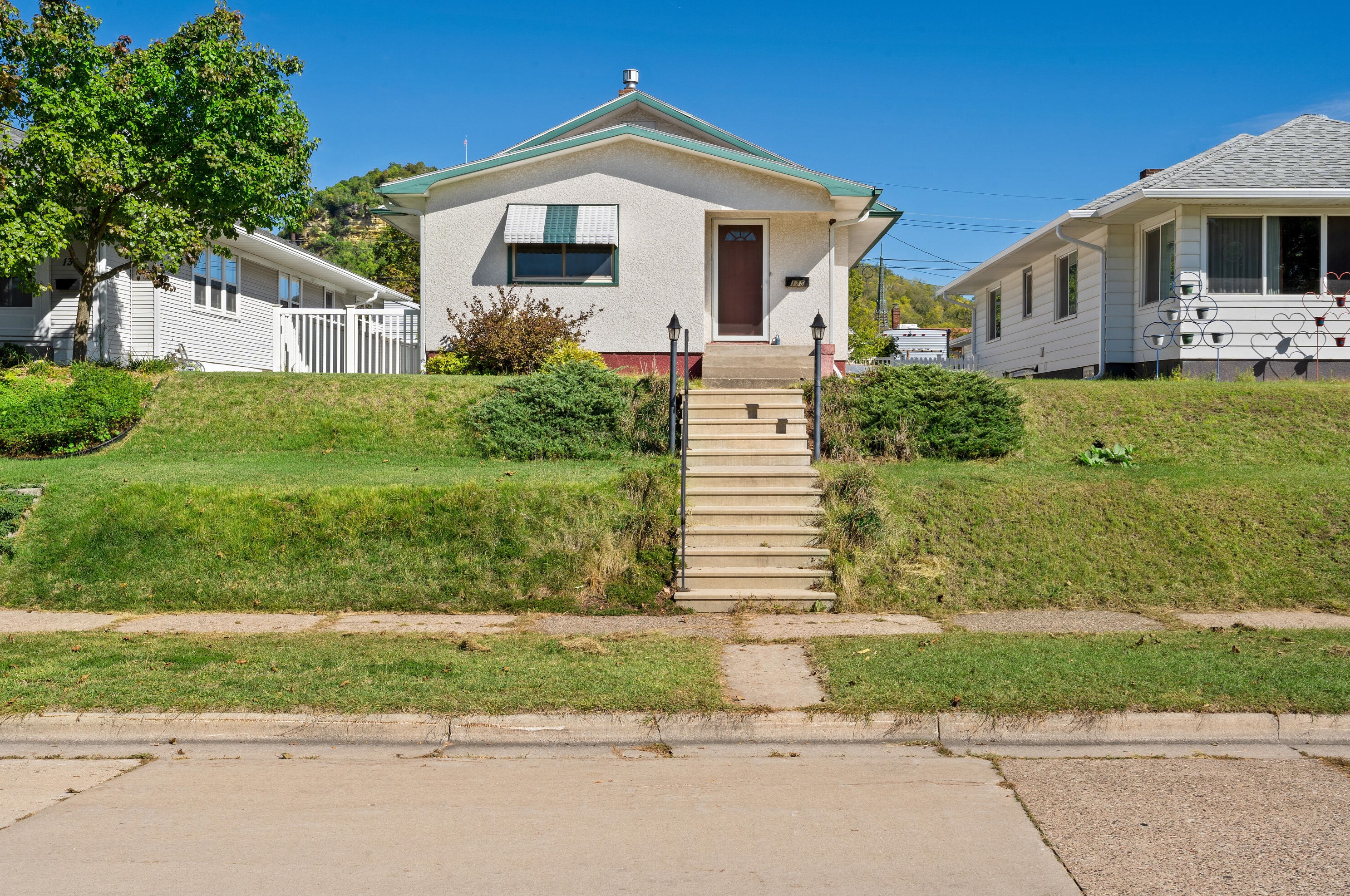 135 S 23rd St, La Crosse, WI 54601