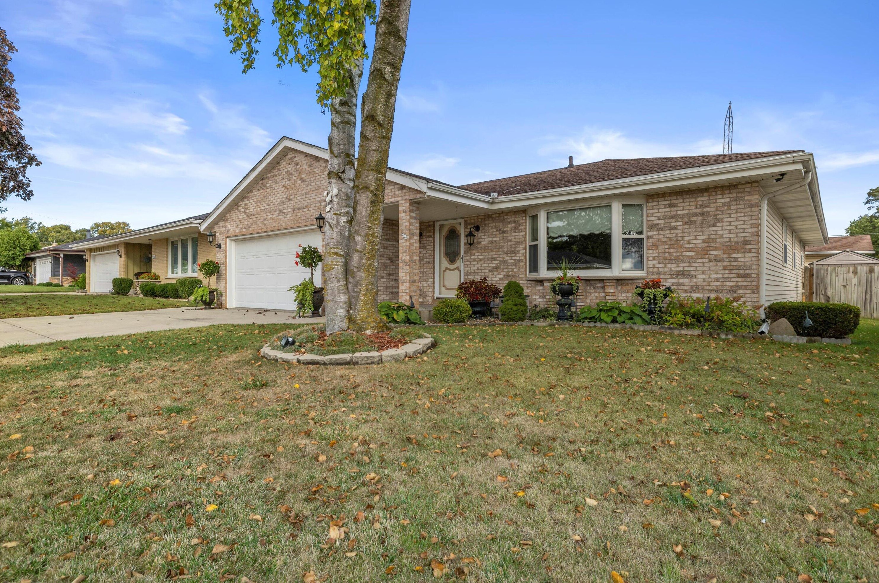 5204 62 St, Kenosha WI 53142-3043 exterior
