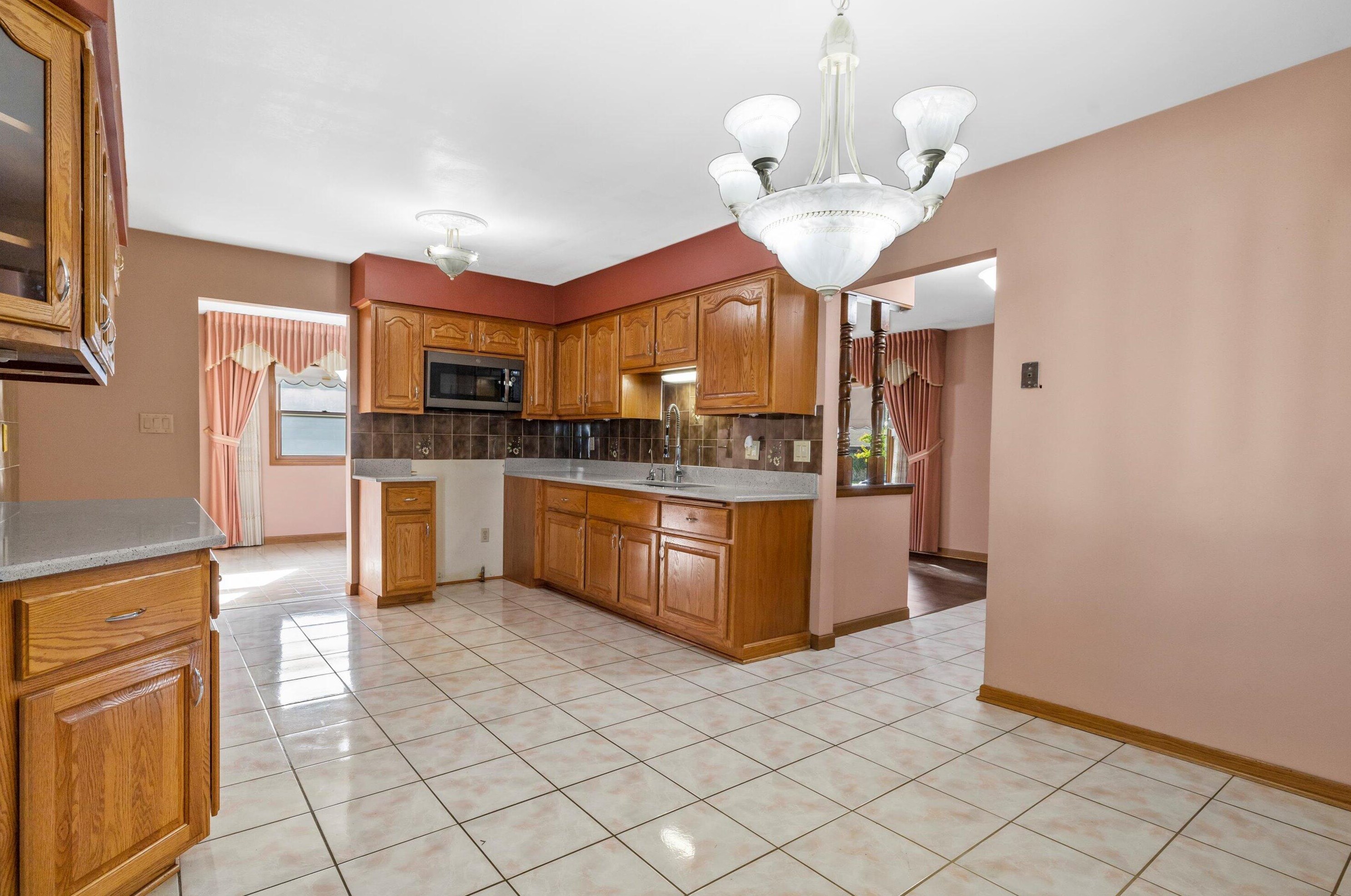 5204 62 St, Kenosha WI 53142-3043 exterior