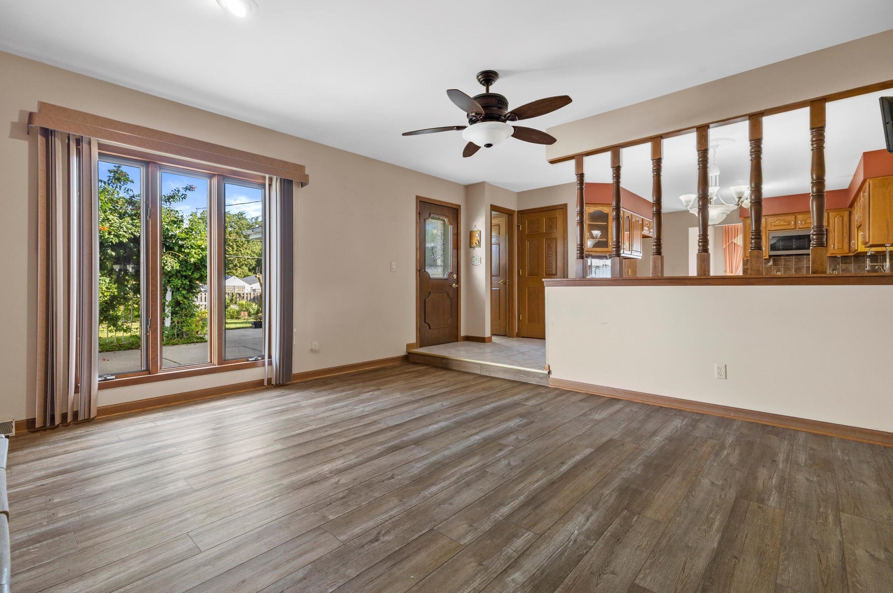 5204 62 St, Kenosha WI 53142-3043 exterior