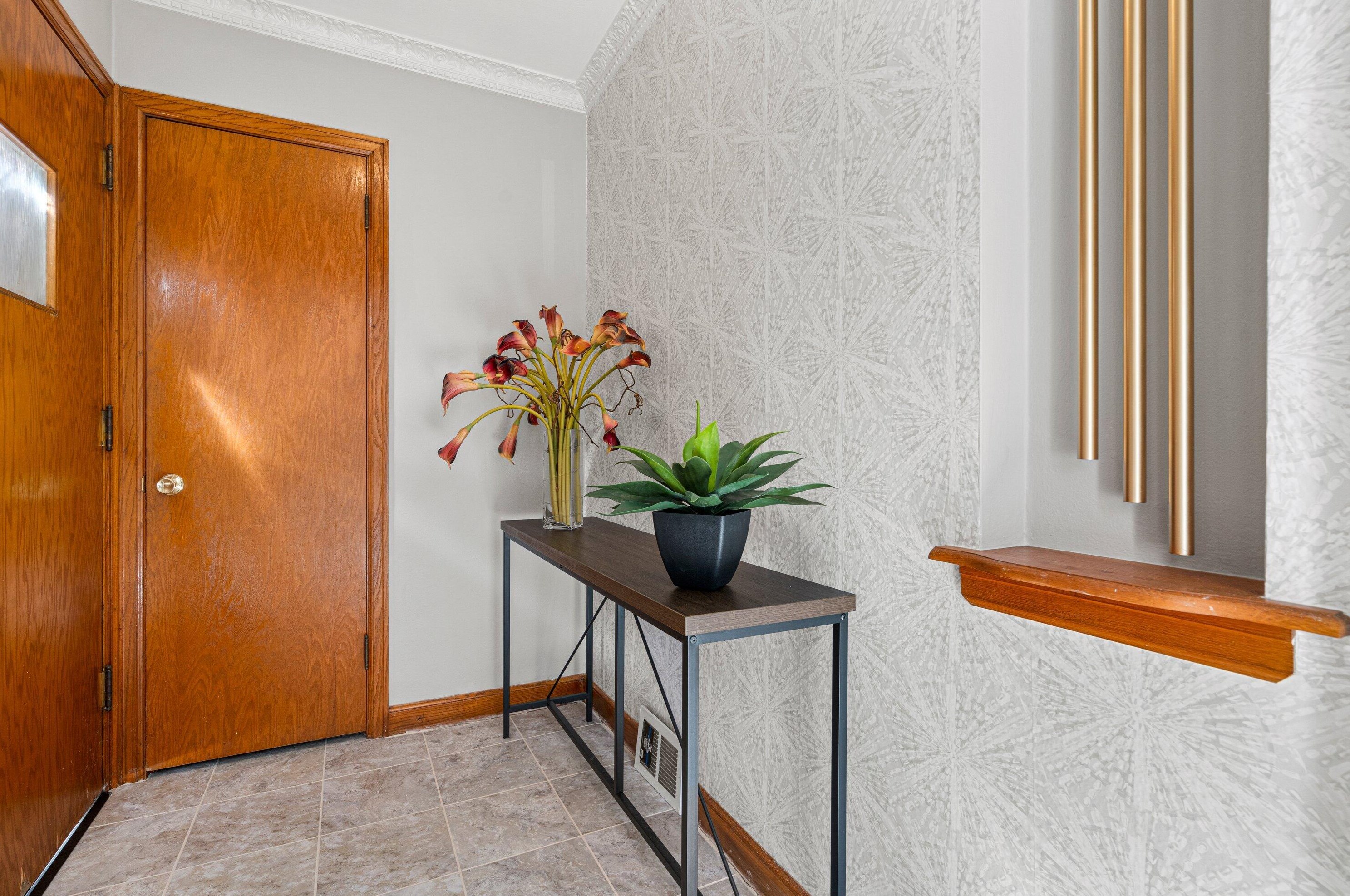 3600 S 15th Pl, Milwaukee, WI 53221