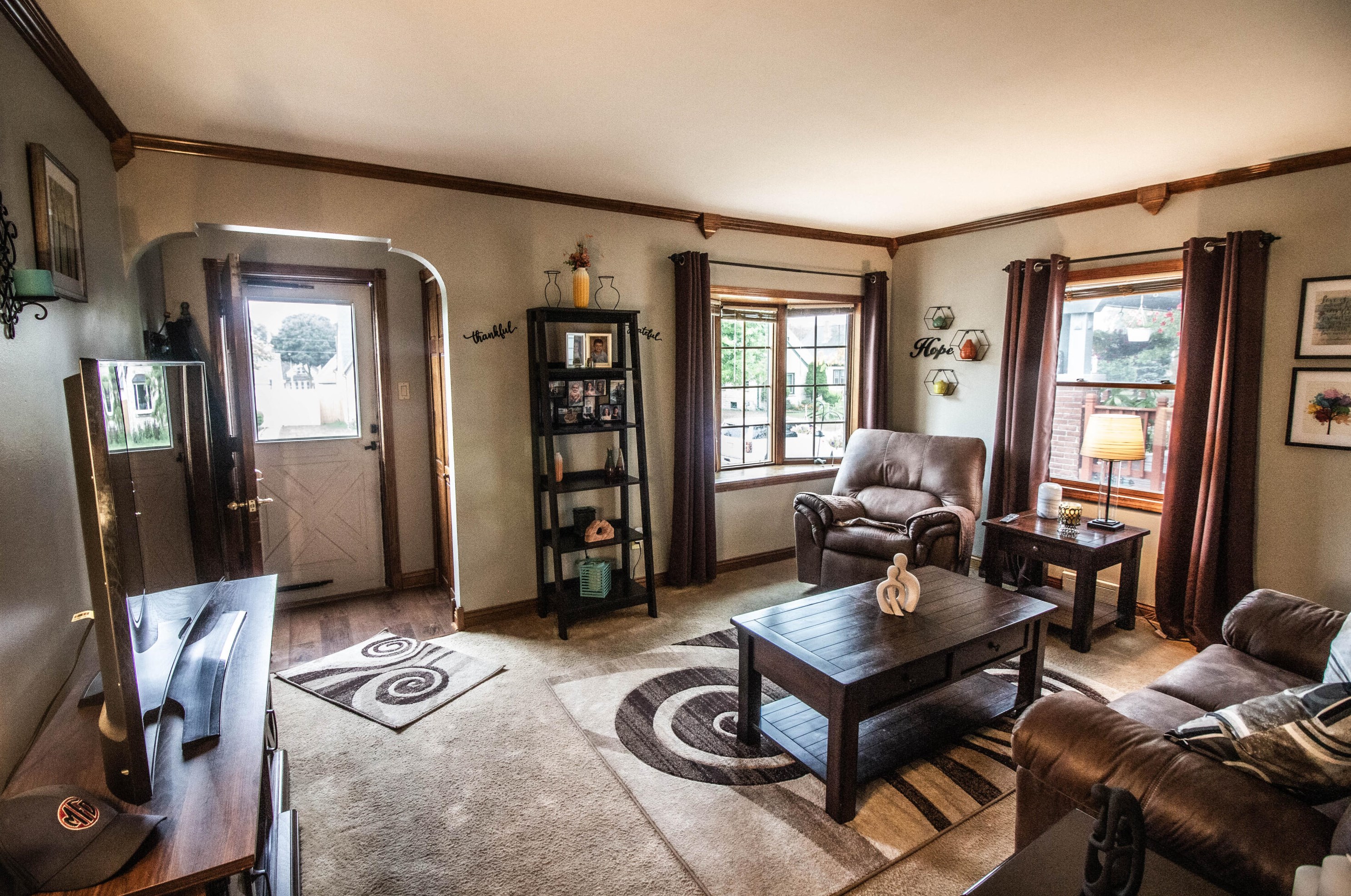 1641 53, Milwaukee WI 53214-5328 exterior