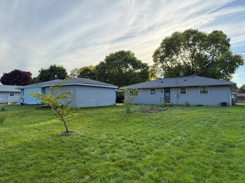 2225 25th St, Sheboygan, WI 53083-4428
