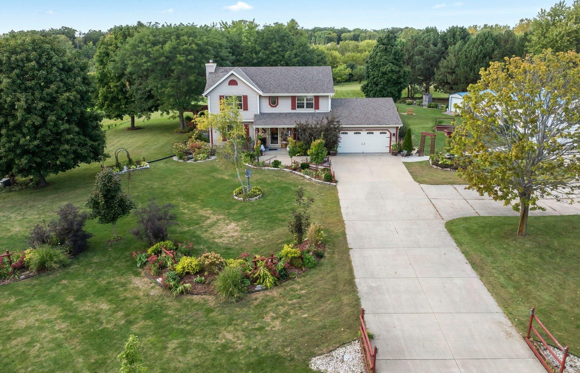 23200 W Overson Rd, Union Grove, WI 53182