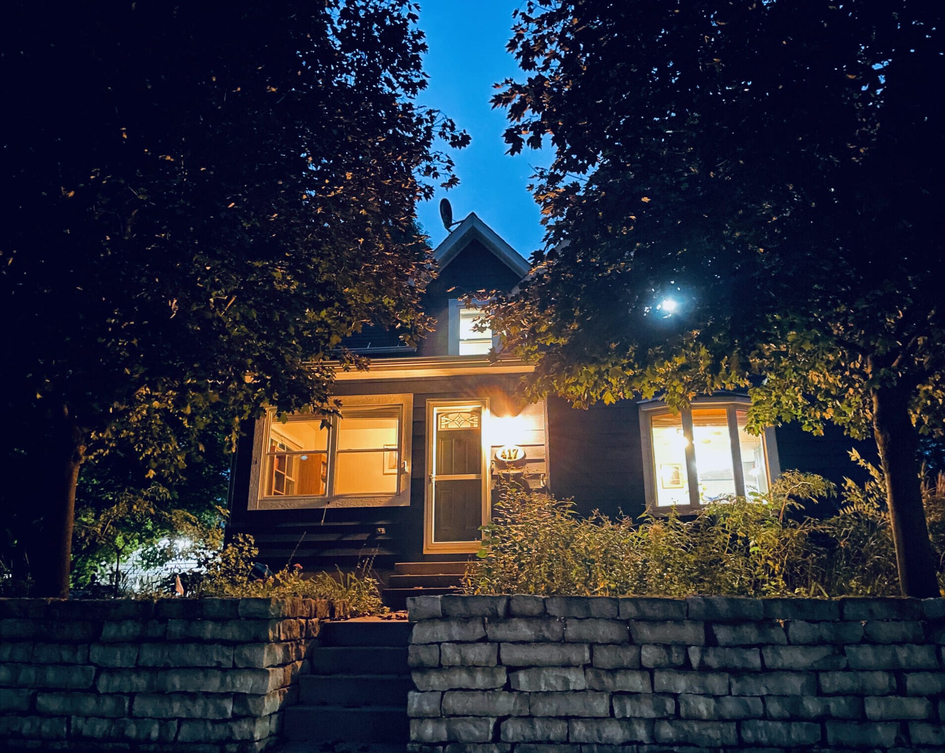 417 S Worthington St, Oconomowoc, WI 53066