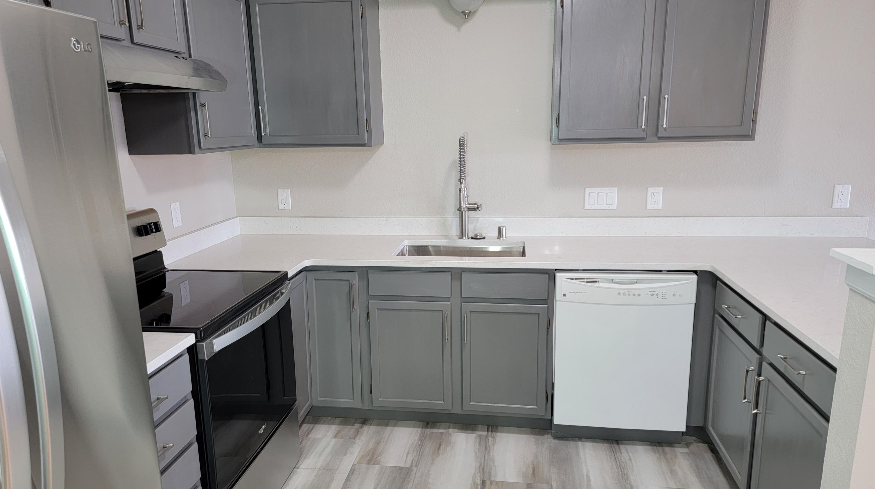 3650 Barbara Ct, Oak Creek, WI 53154-8020