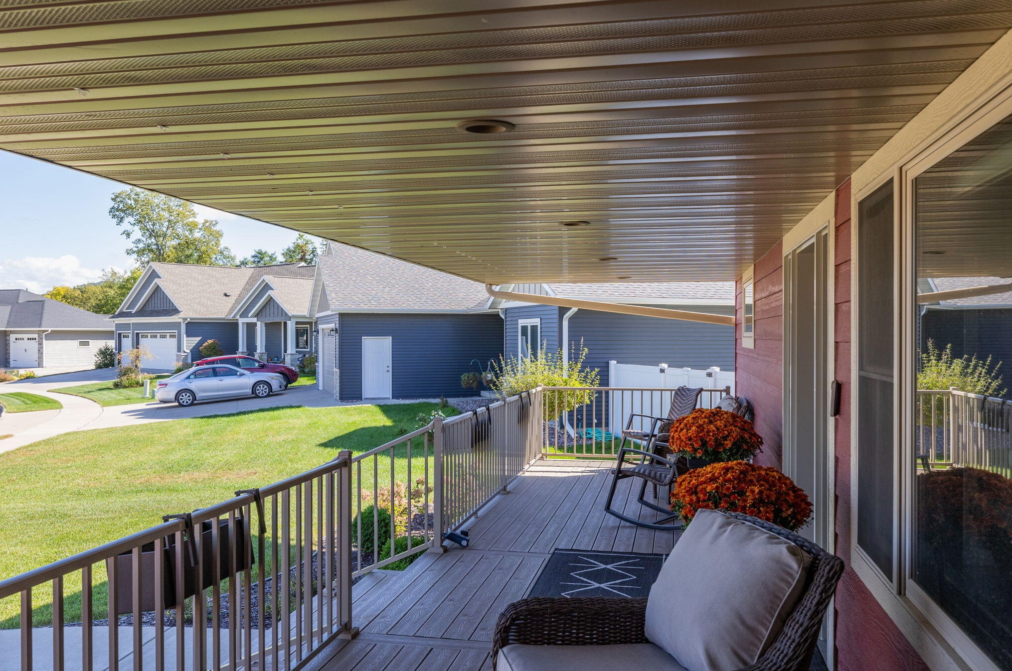 1622 Cherry Ln, Holmen, WI 54636