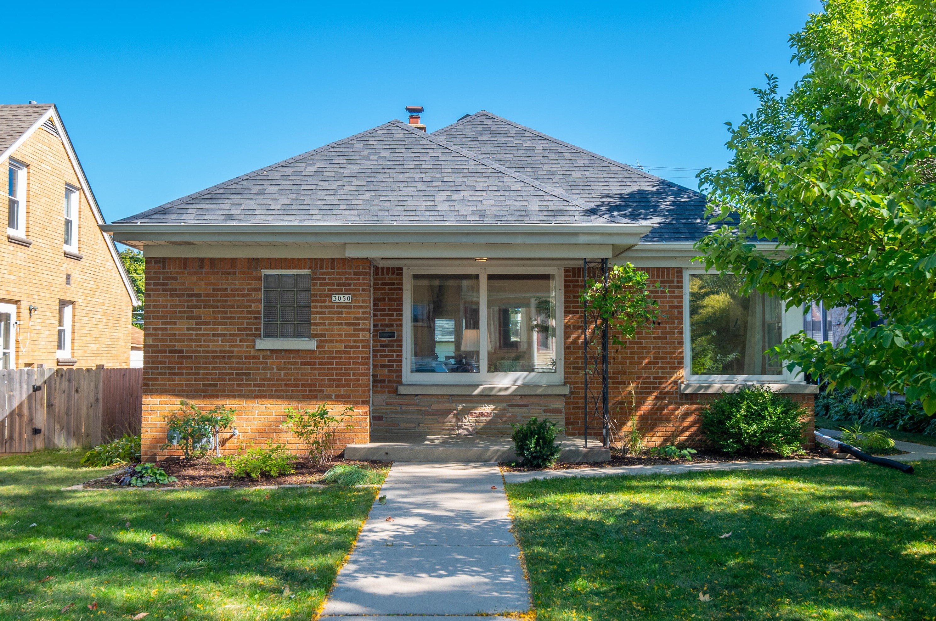 3050 N 86th St, Milwaukee, WI 53222