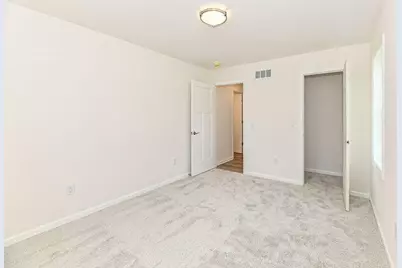 310 N Trailview Cir, Racine, WI 53185 - Photo 18