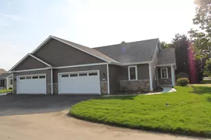310 N Trailview Circle, Racine, WI 53185 - Photo 22