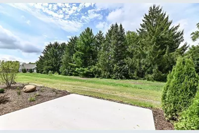310 N Trailview Cir, Racine, WI 53185 - Photo 28