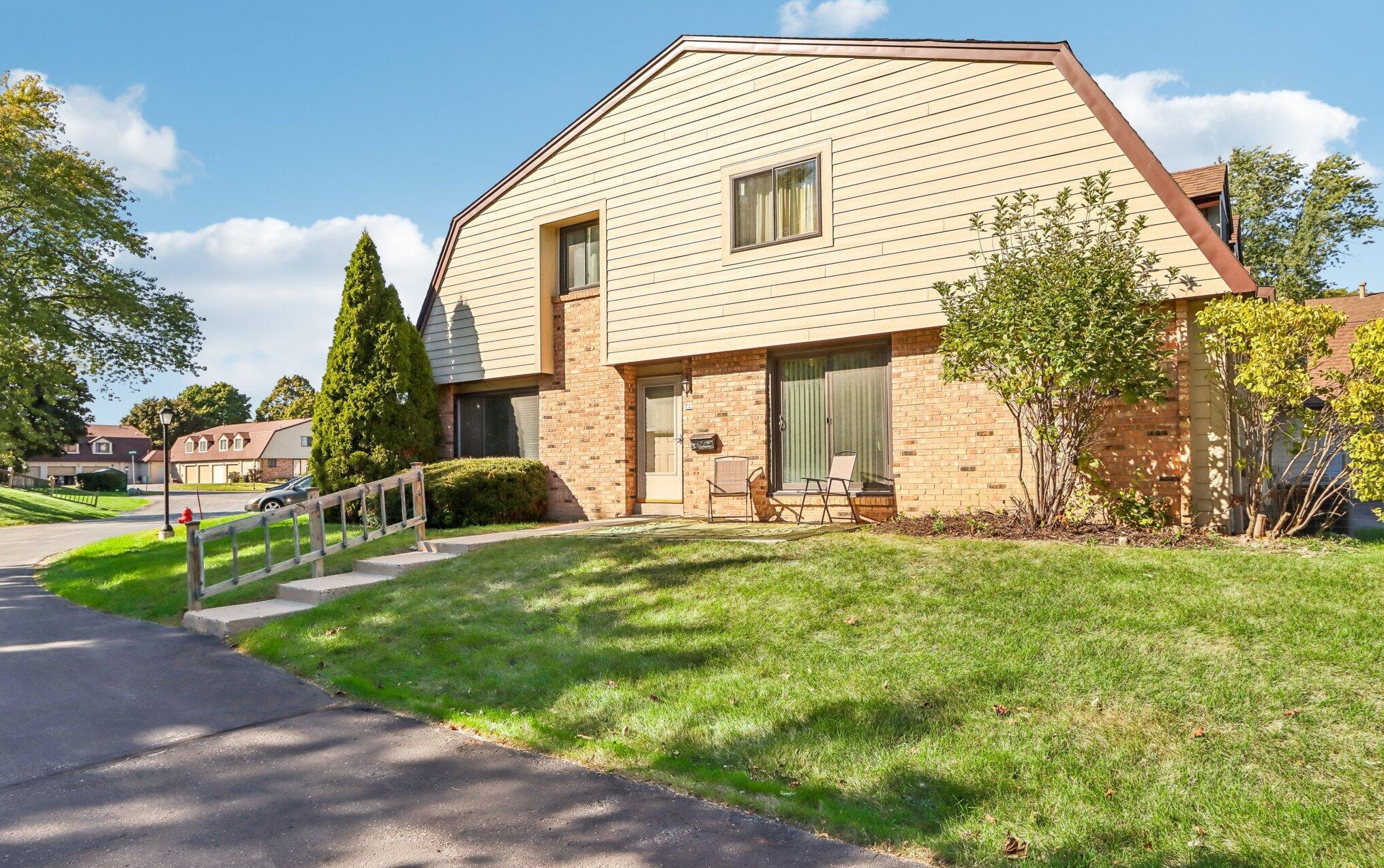 7226 W Wabash Ave, Milwaukee, WI 53223