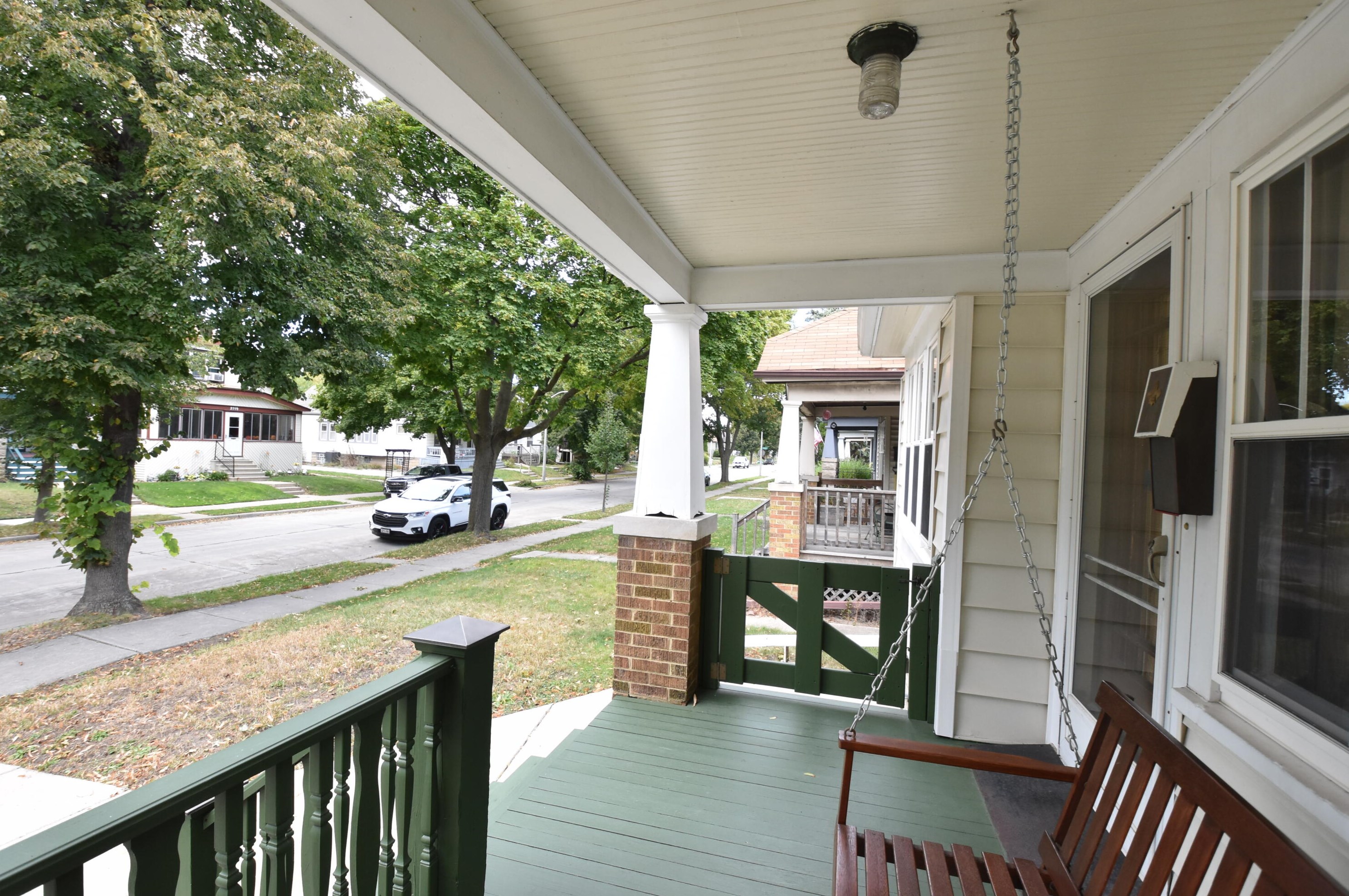 2226 69, Milwaukee WI 53213-1926 exterior