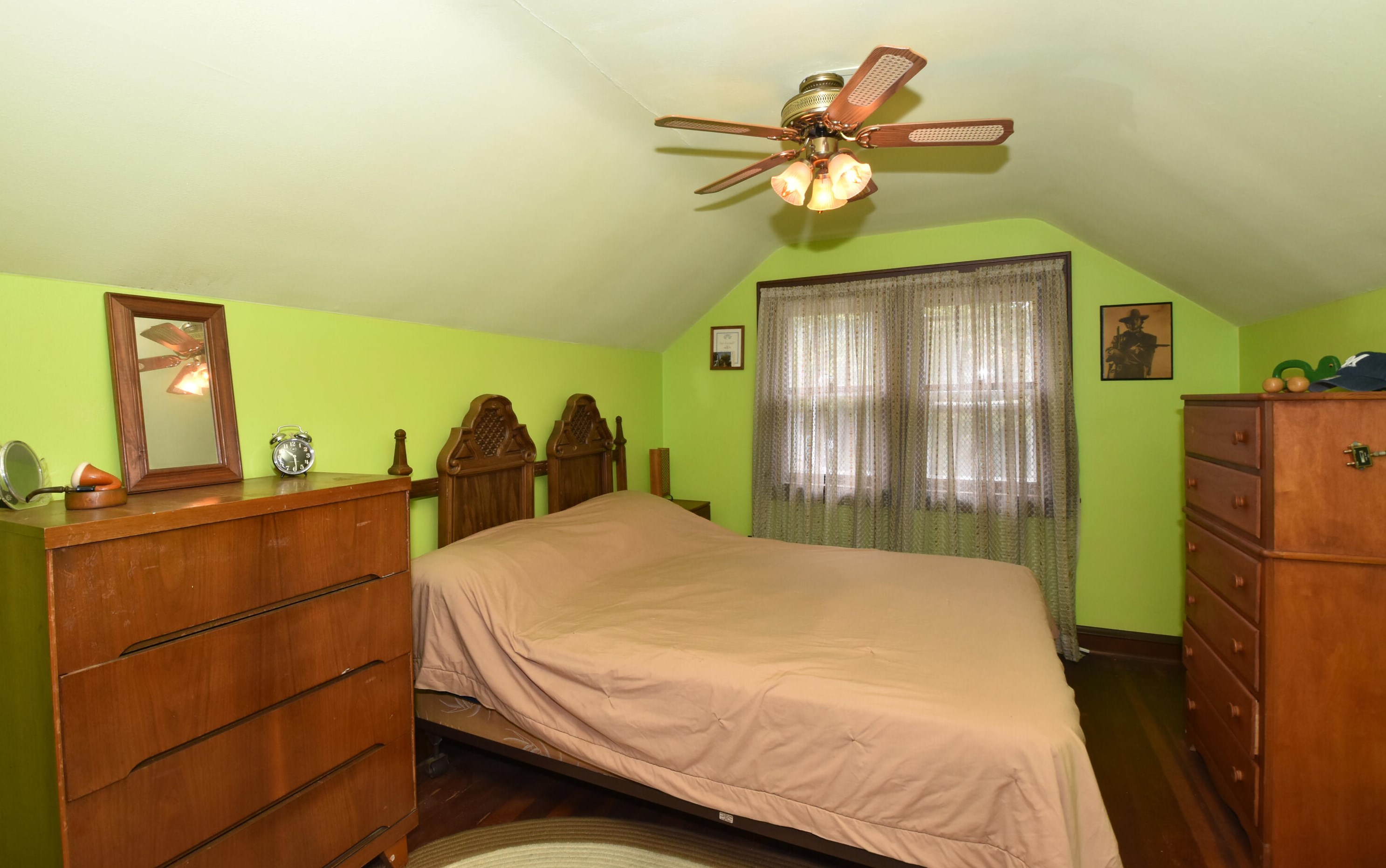 2226 69, Milwaukee WI 53213-1926 exterior