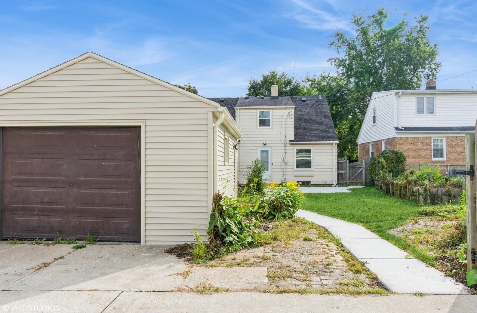 2333 S 74th St, Milwaukee, WI 53219