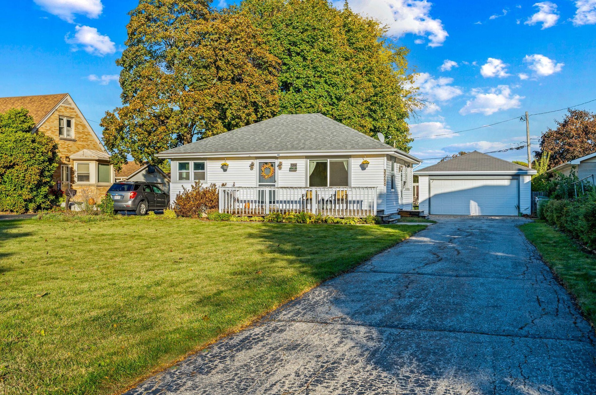 3266 S 84th St, Milwaukee, WI 53227