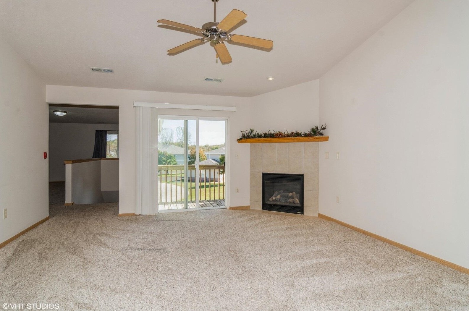 334 Brookside Dr, Mayville, WI 53050-2840