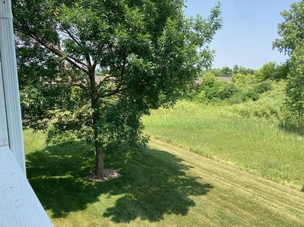 825 Stonefield Dr, Racine WI  53406-6504 exterior