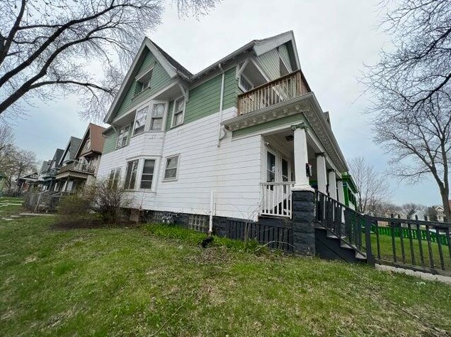 3744 W Walnut St #3746, Milwaukee, WI 53208