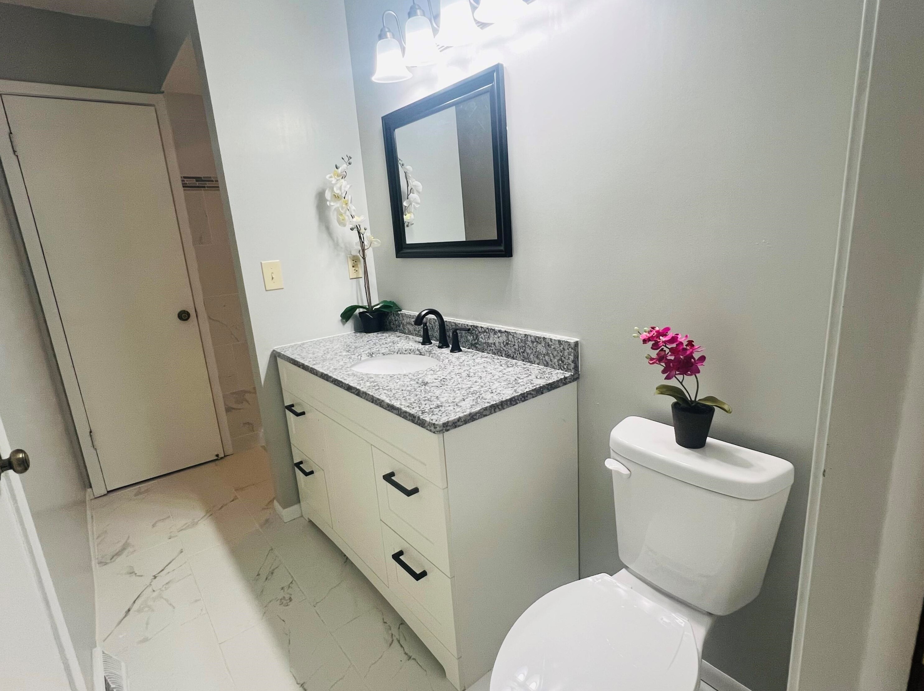 3908 Kirchhoff Ave, Milwaukee WI 53209-1532 exterior