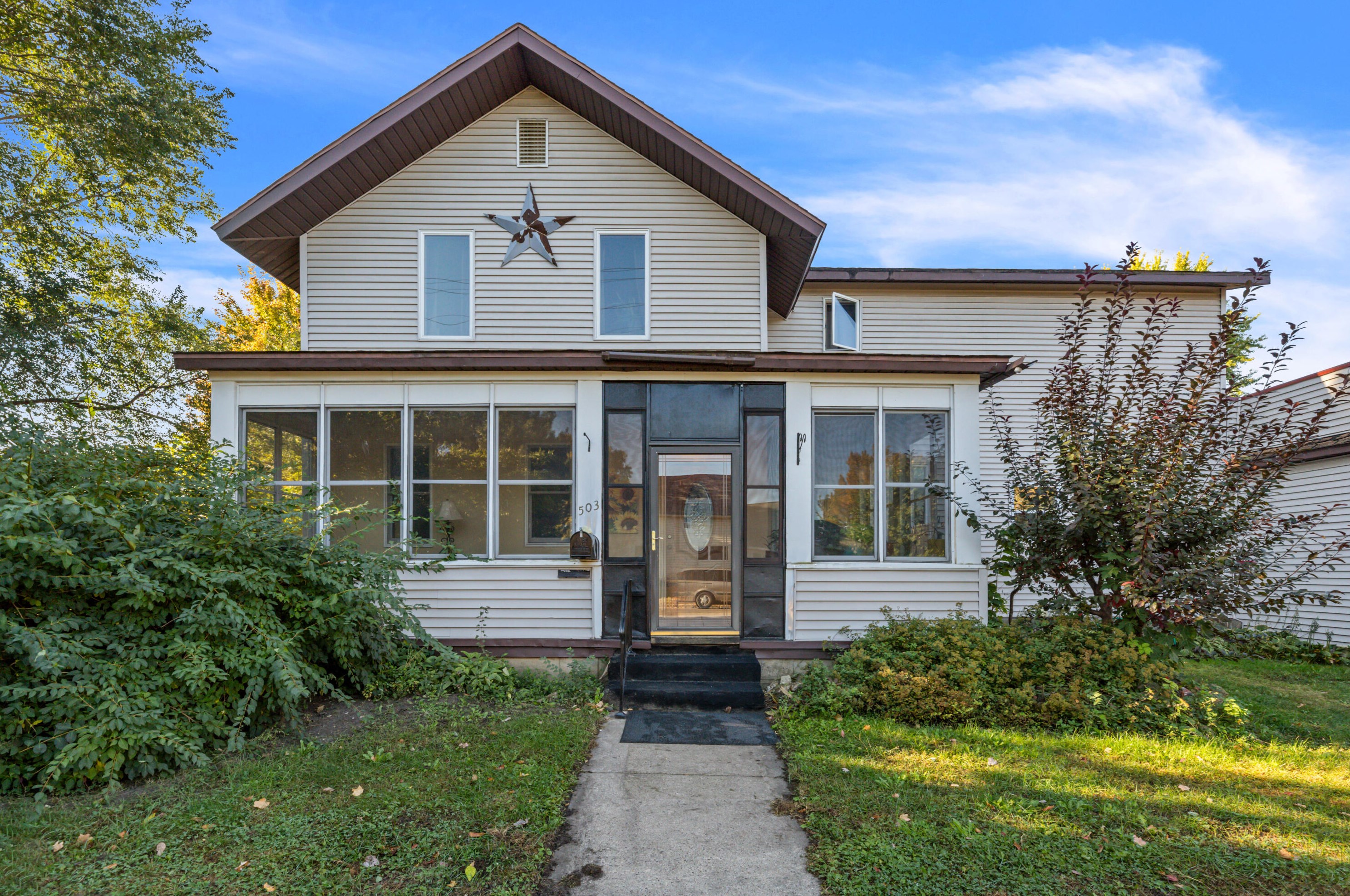 503 9th St, Wilson, MN 55987