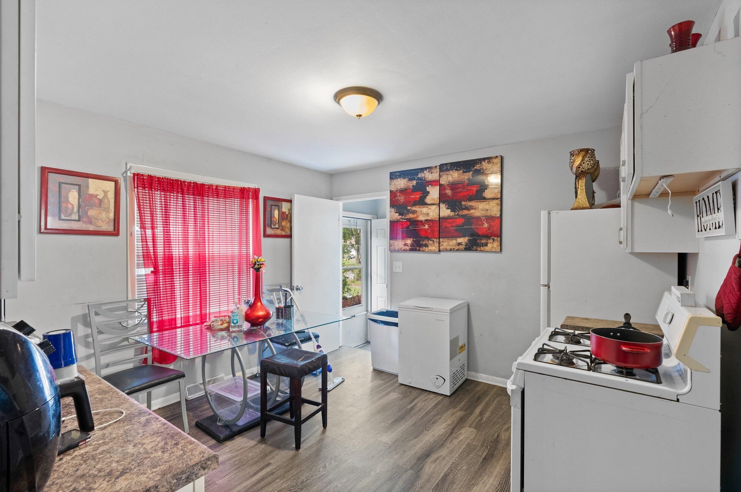 5380 67, Milwaukee WI 53214-1764 exterior