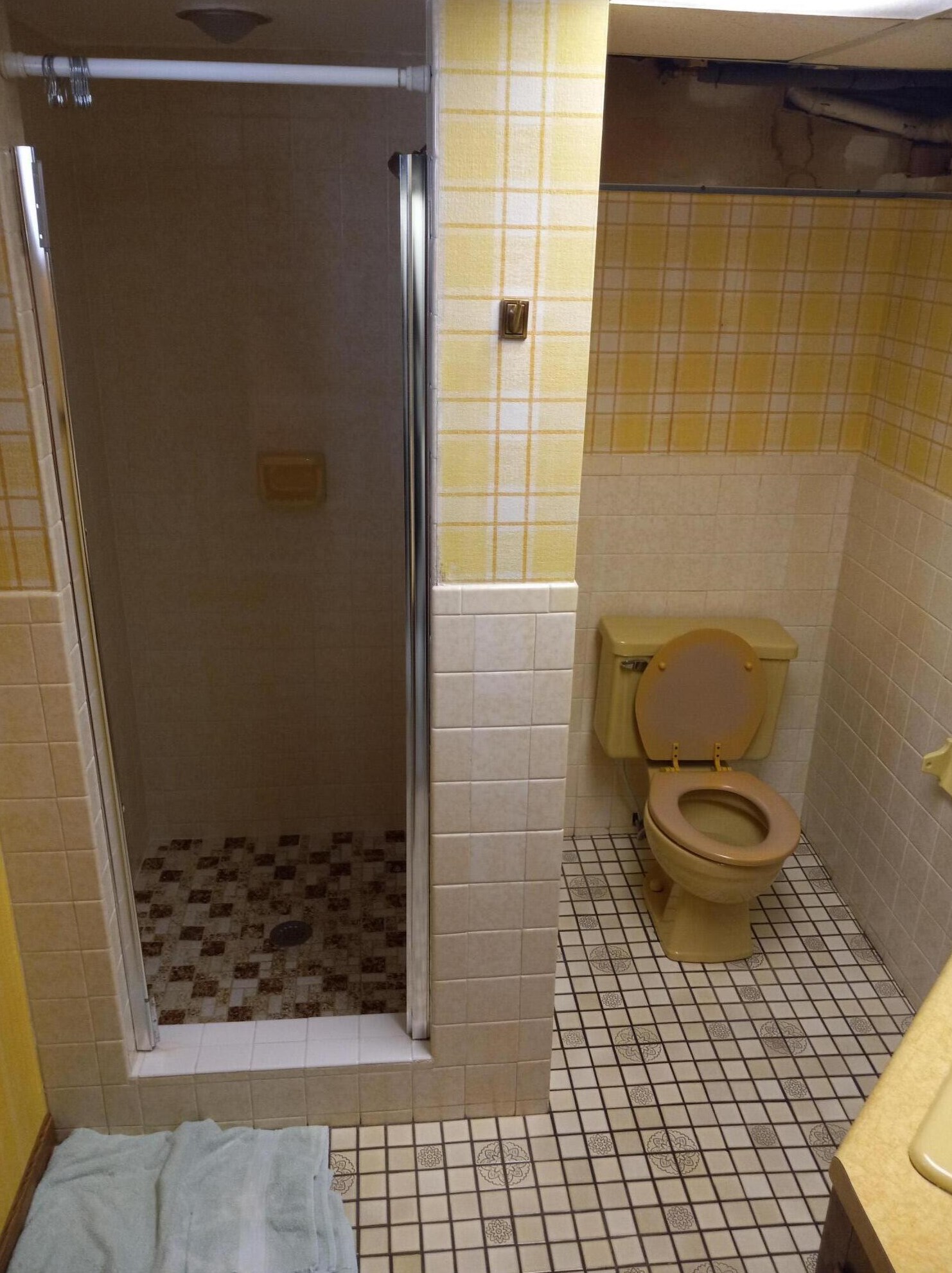 4054 64, Milwaukee WI 53216-1148 exterior