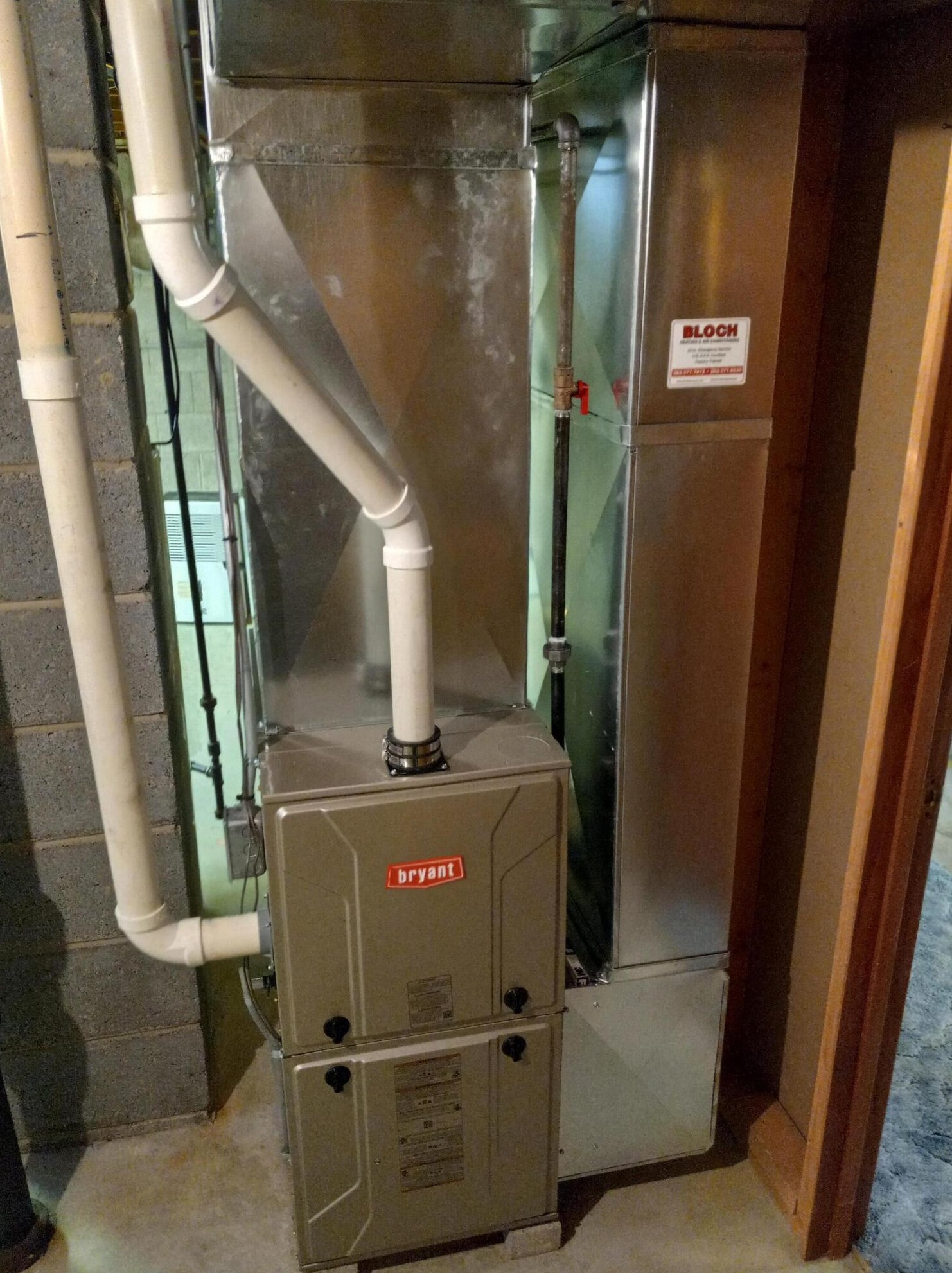 4054 64, Milwaukee WI 53216-1148 exterior