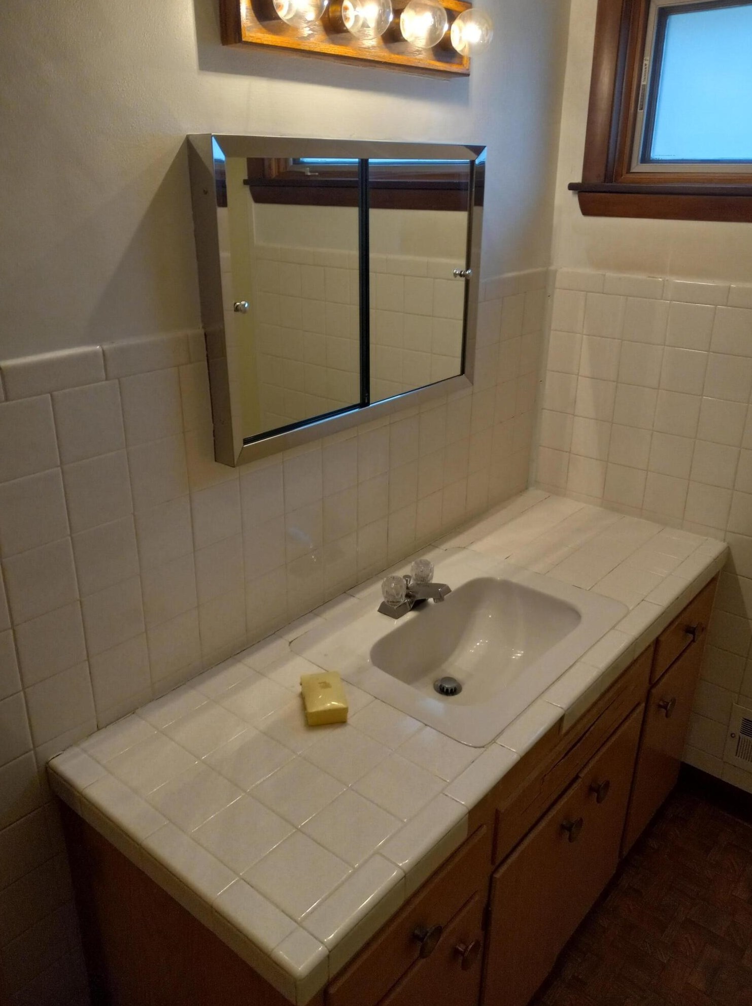 4054 64, Milwaukee WI 53216-1148 exterior