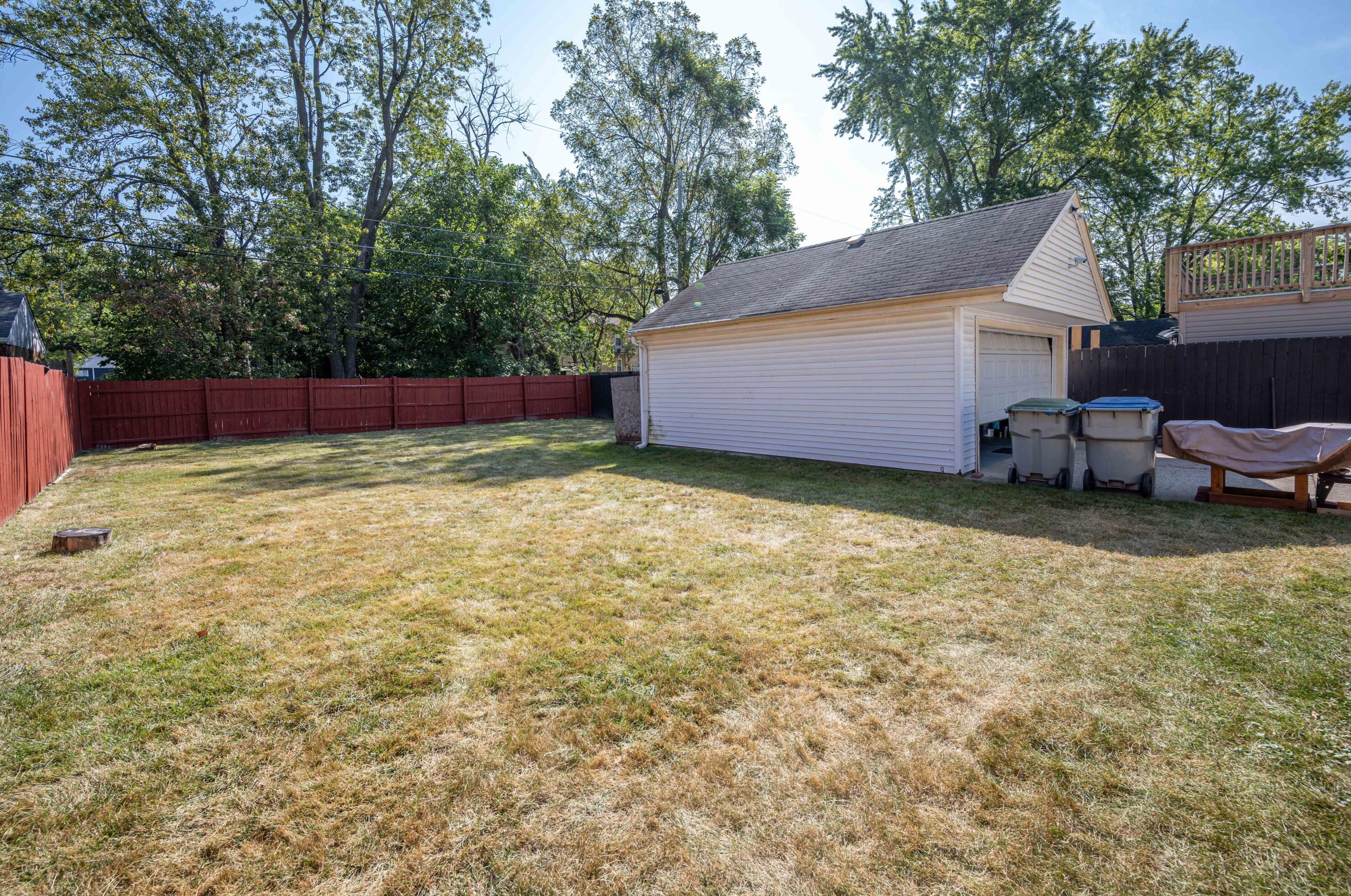 5224 56, Milwaukee WI 53218-3214 exterior