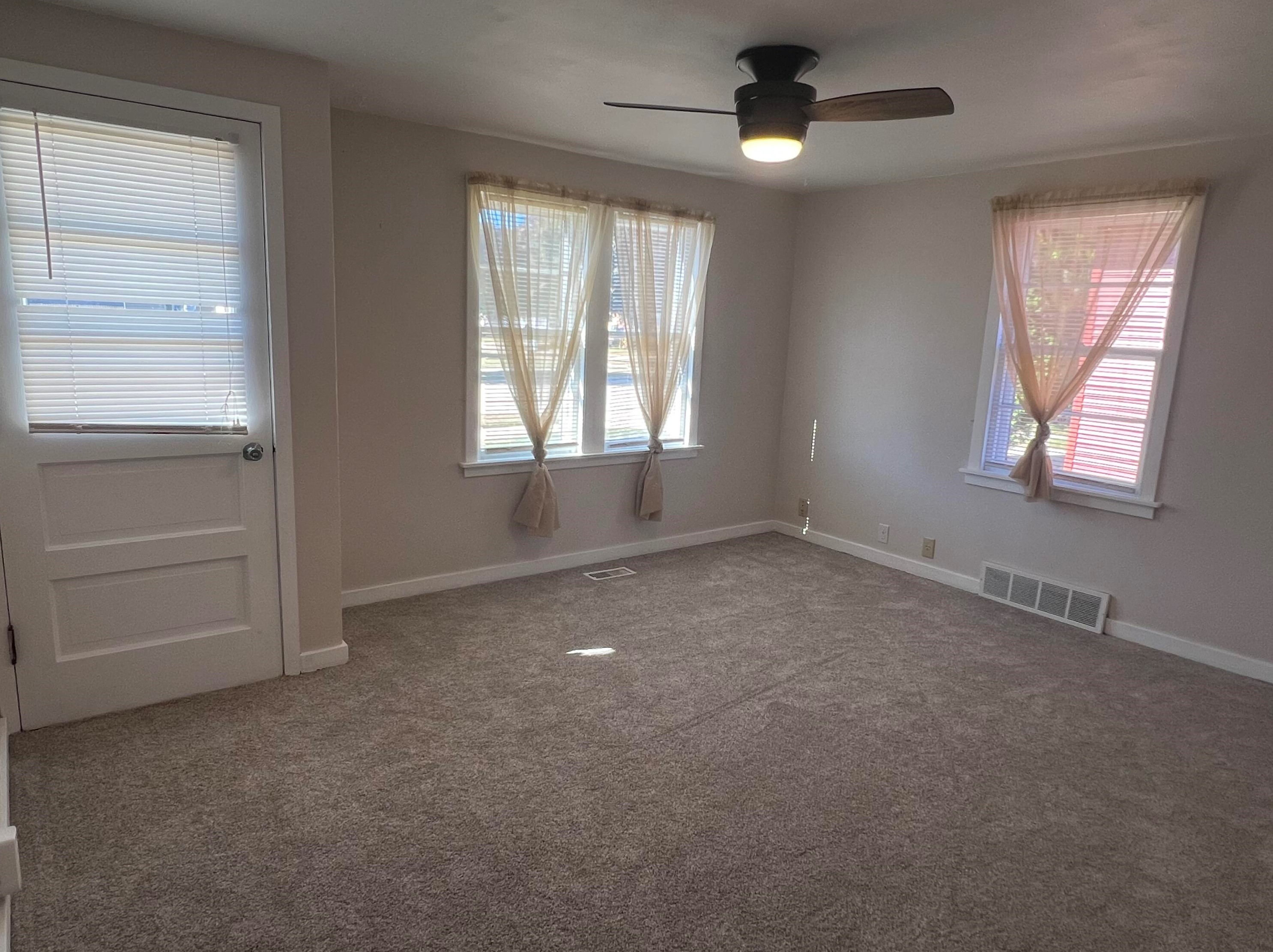 2319 Garfield St, Two Rivers, WI 54241