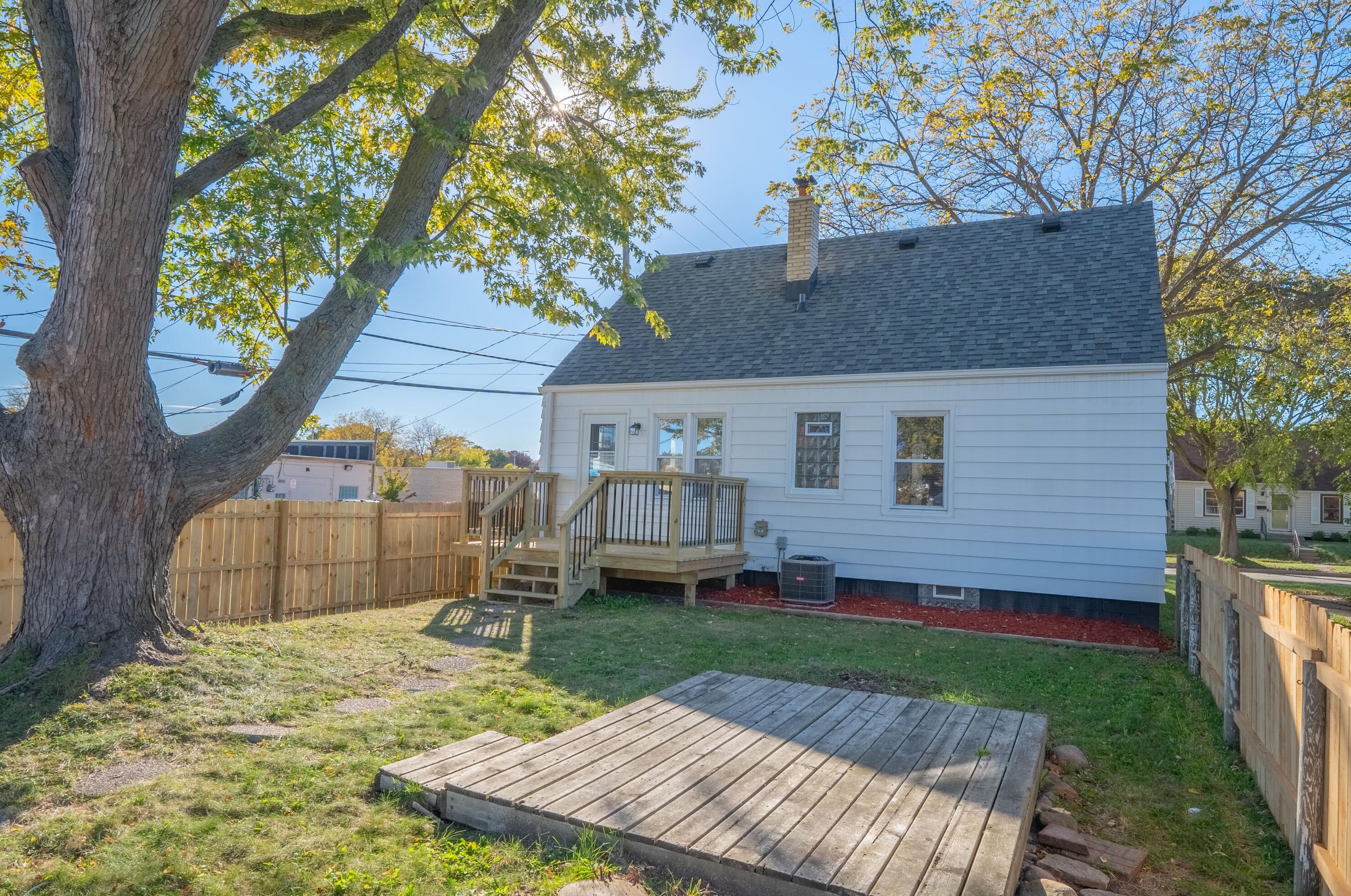 3120 79, Milwaukee WI 53219-1717 exterior