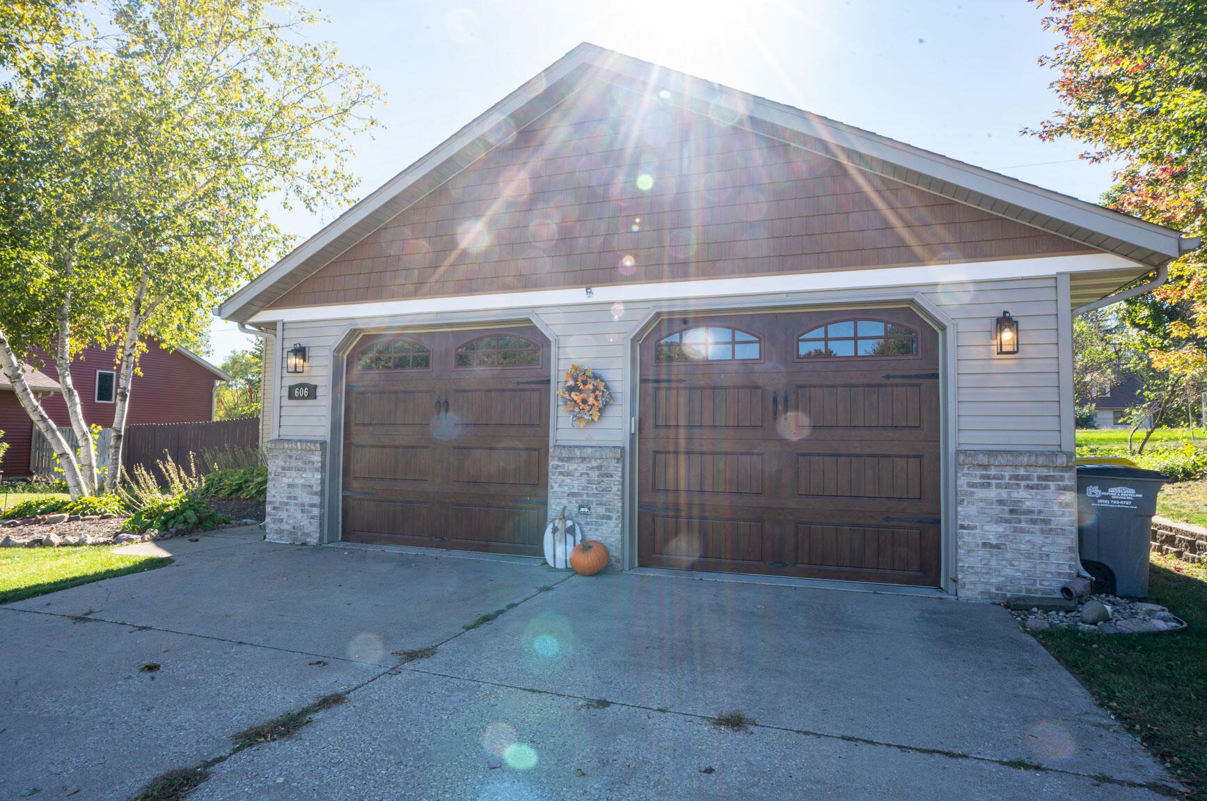 606 Freedom St, Holmen, WI 54636