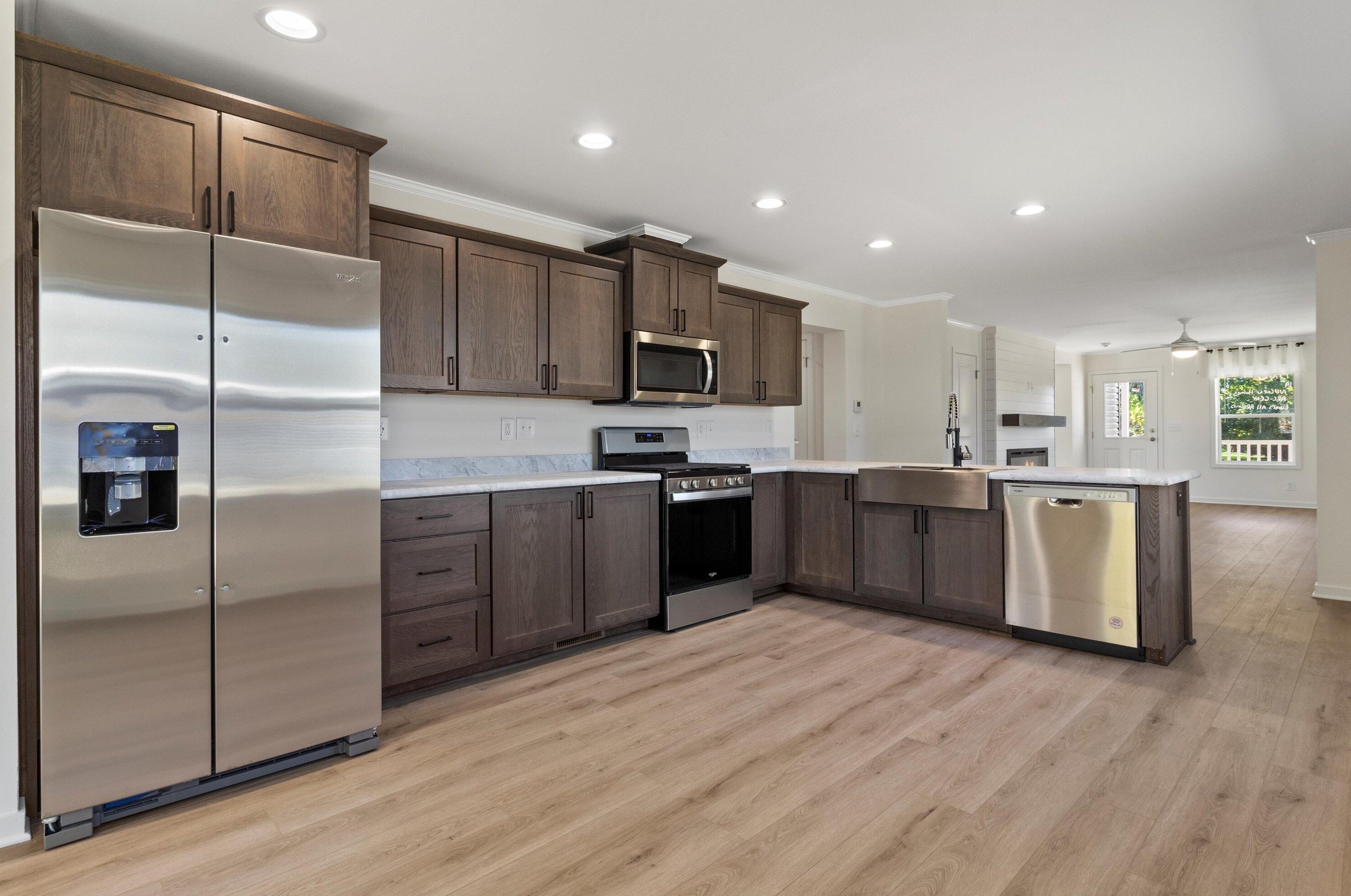 258 Connie Dr, West Bend, WI 53090