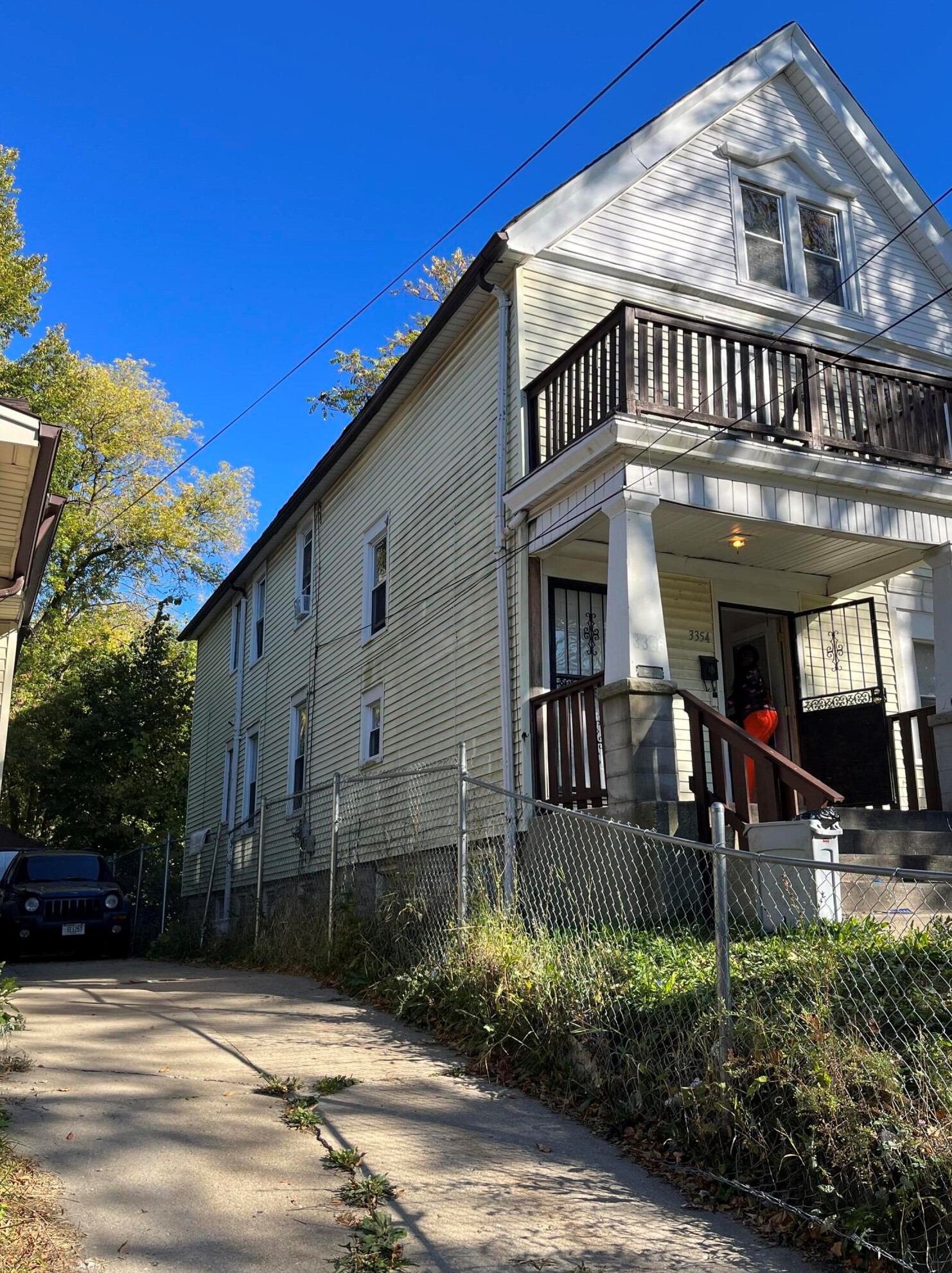 3354 2nd St, Milwaukee WI  53212-1555 exterior