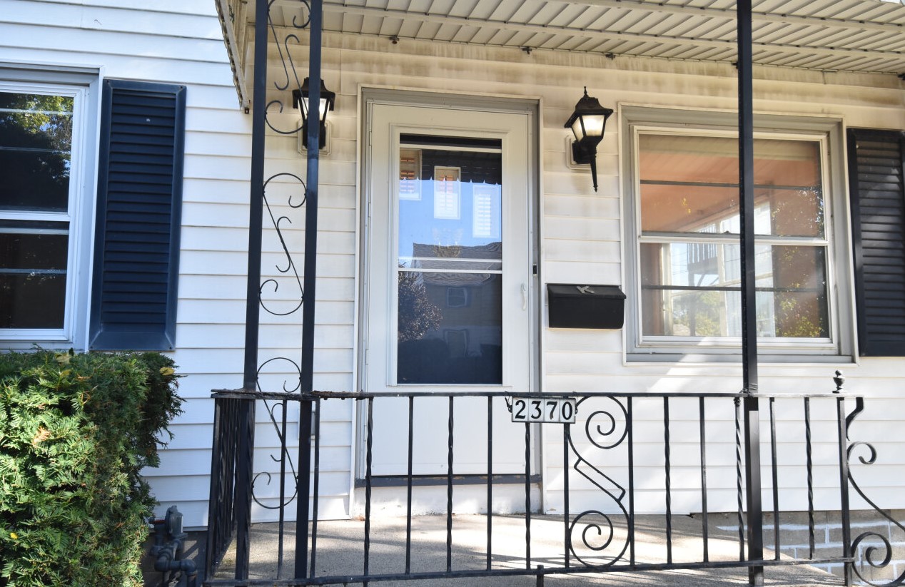 2370 S 64th St, Milwaukee, WI 53219