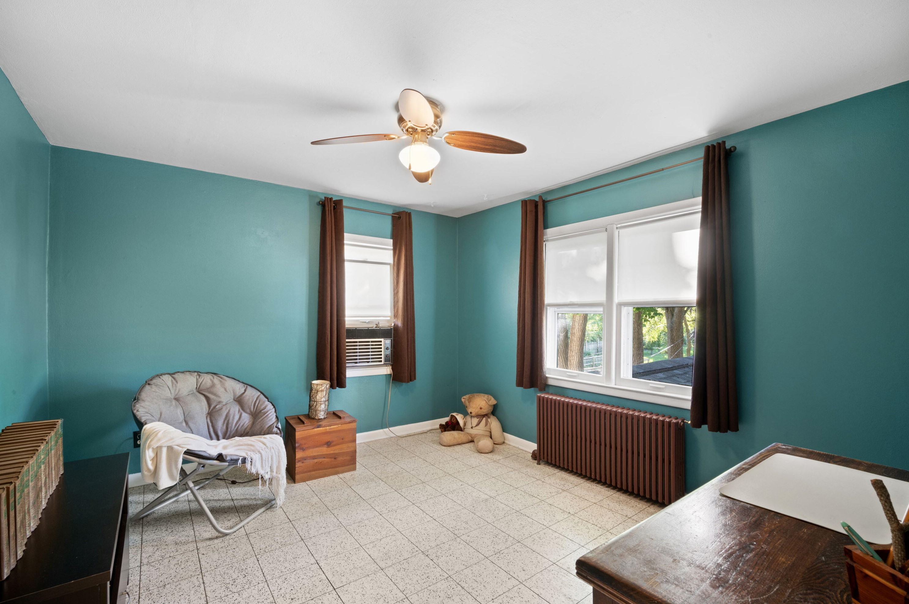 6485 56, Milwaukee WI 53223-5947 exterior